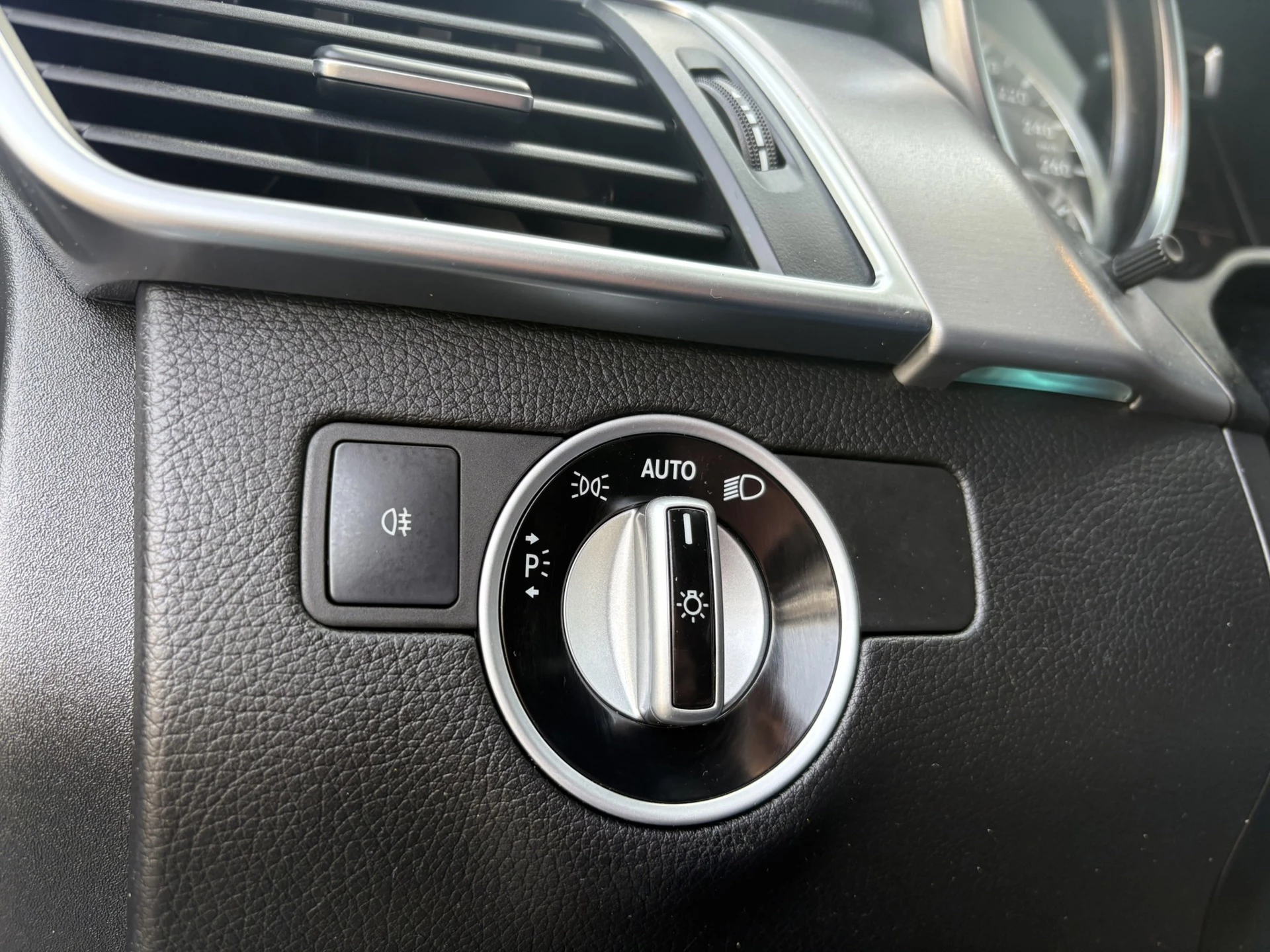 Hoofdafbeelding Mercedes-Benz M-Klasse