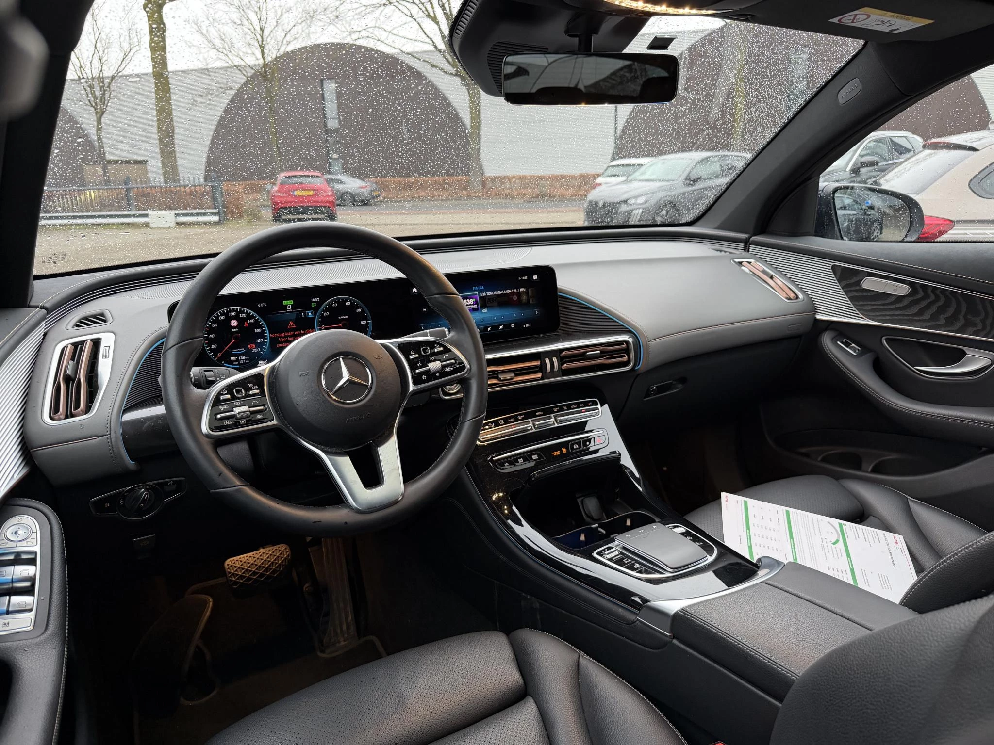 Hoofdafbeelding Mercedes-Benz EQC