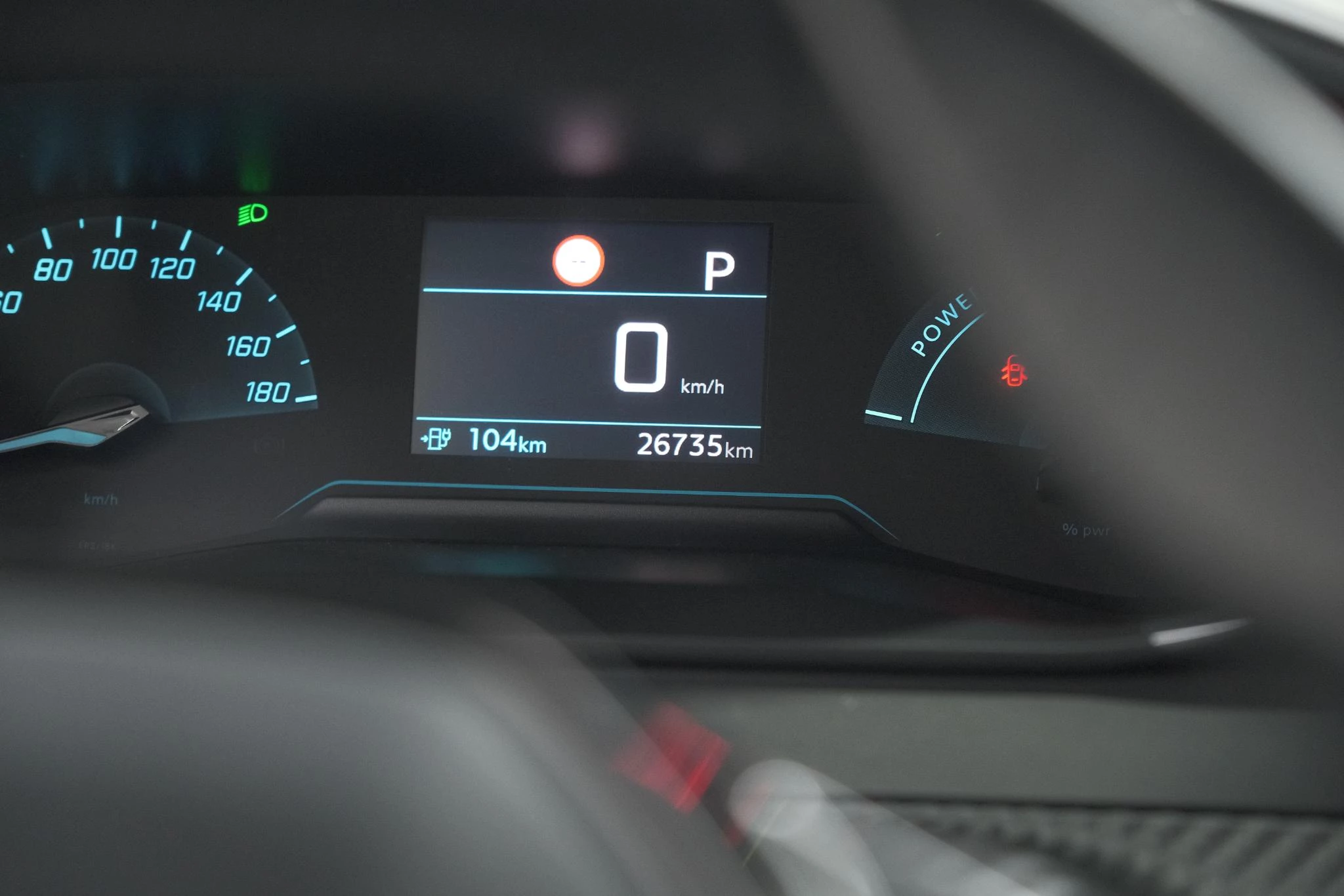 Hoofdafbeelding Peugeot e-2008