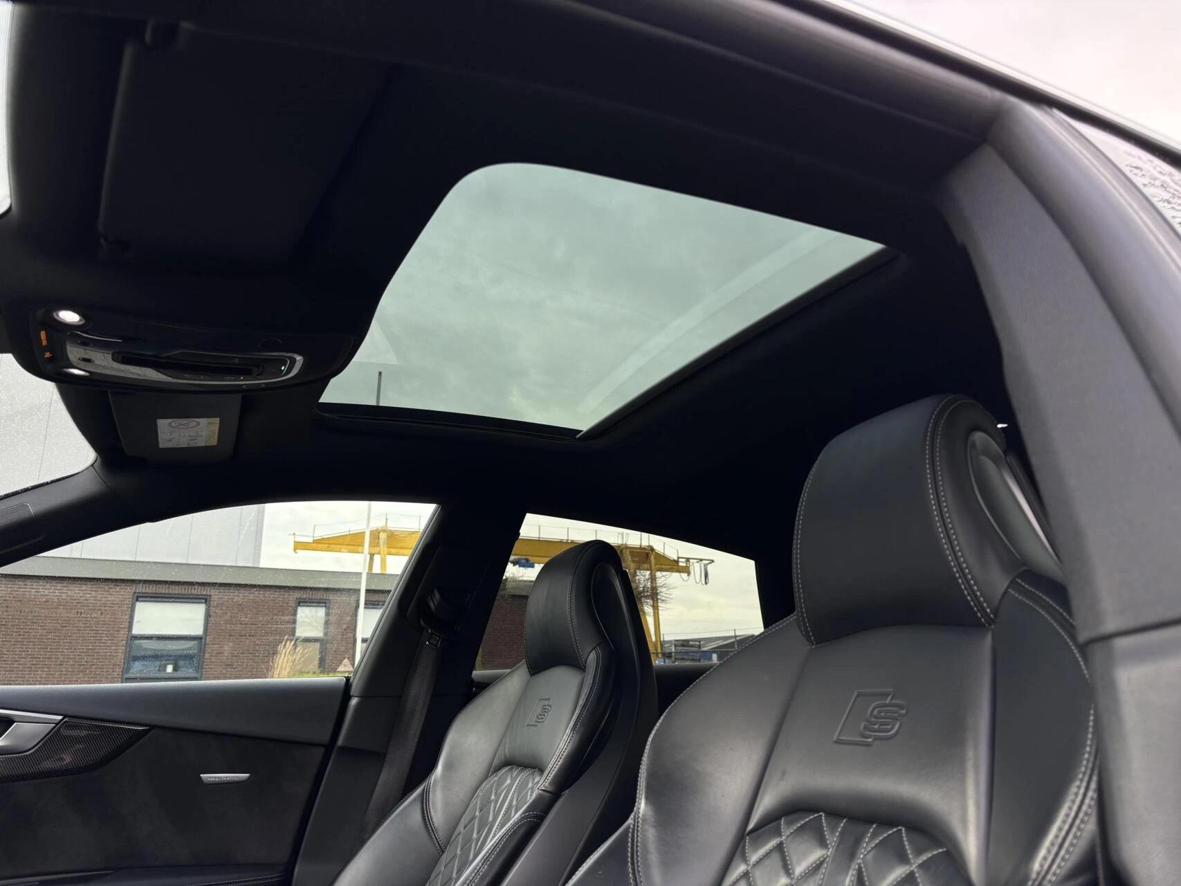 Hoofdafbeelding Audi S5