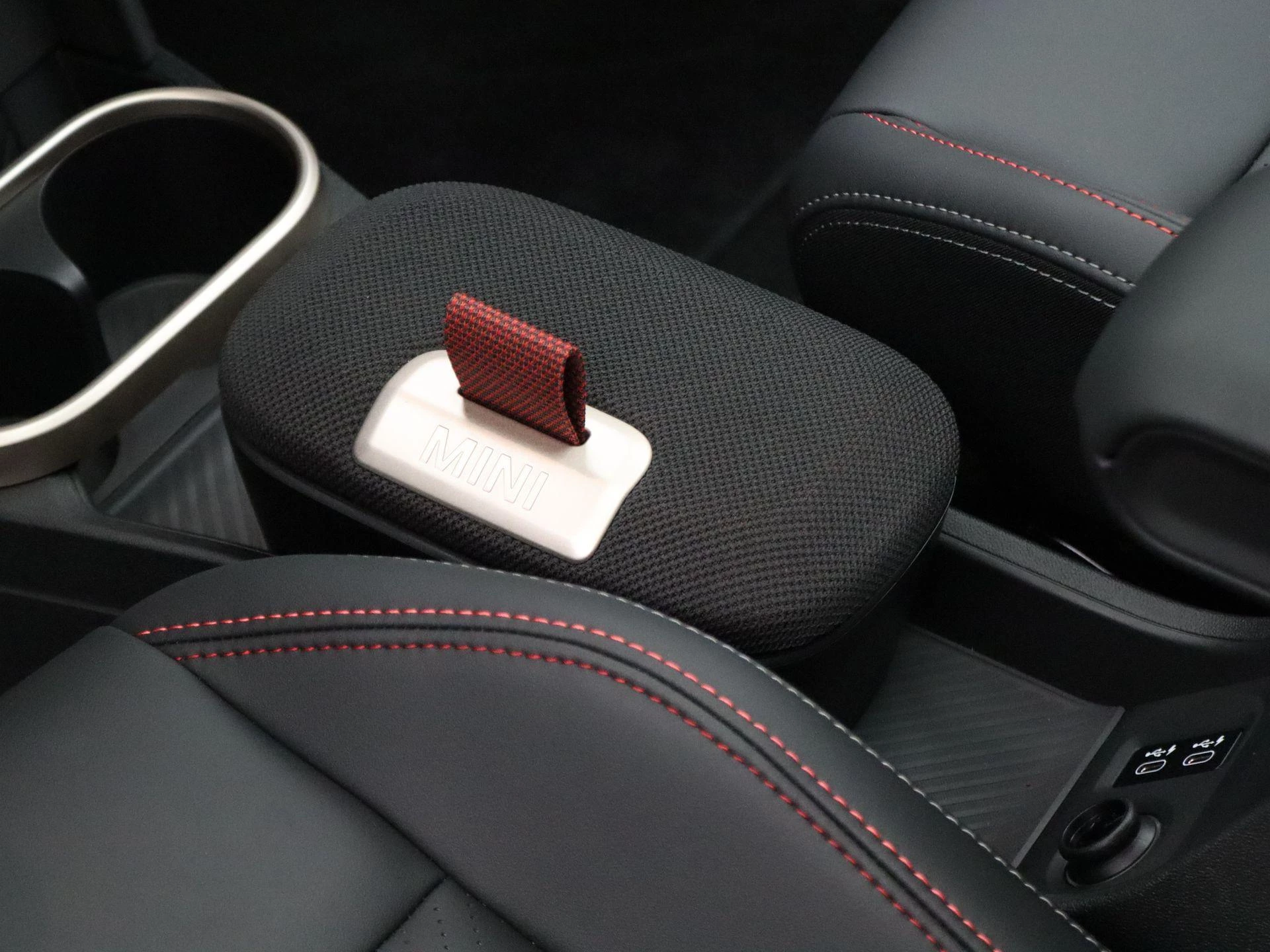 Hoofdafbeelding MINI 3-deurs