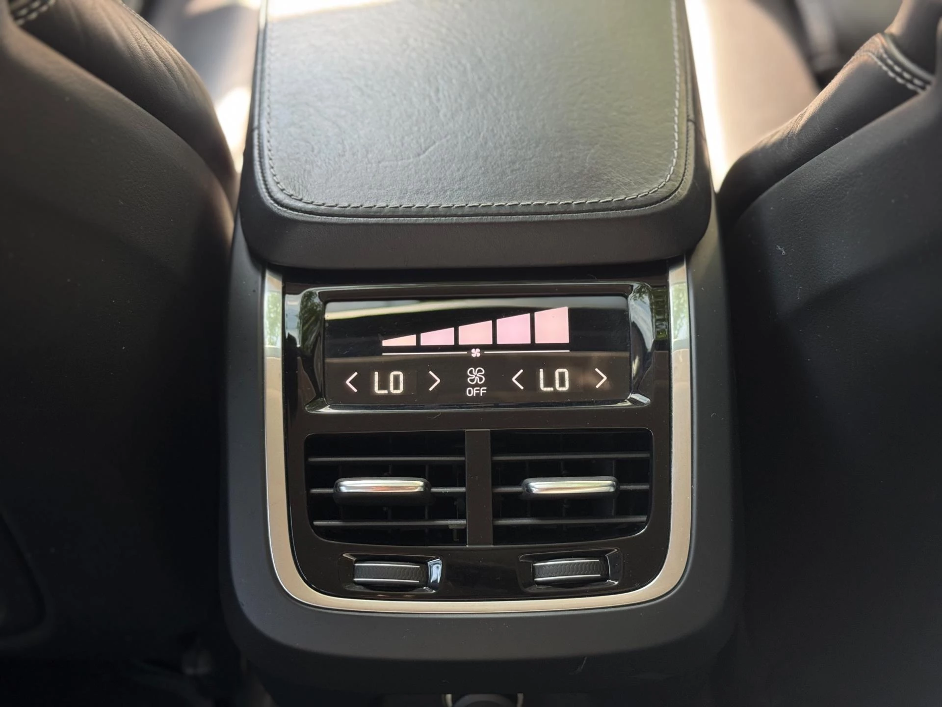 Hoofdafbeelding Volvo S90