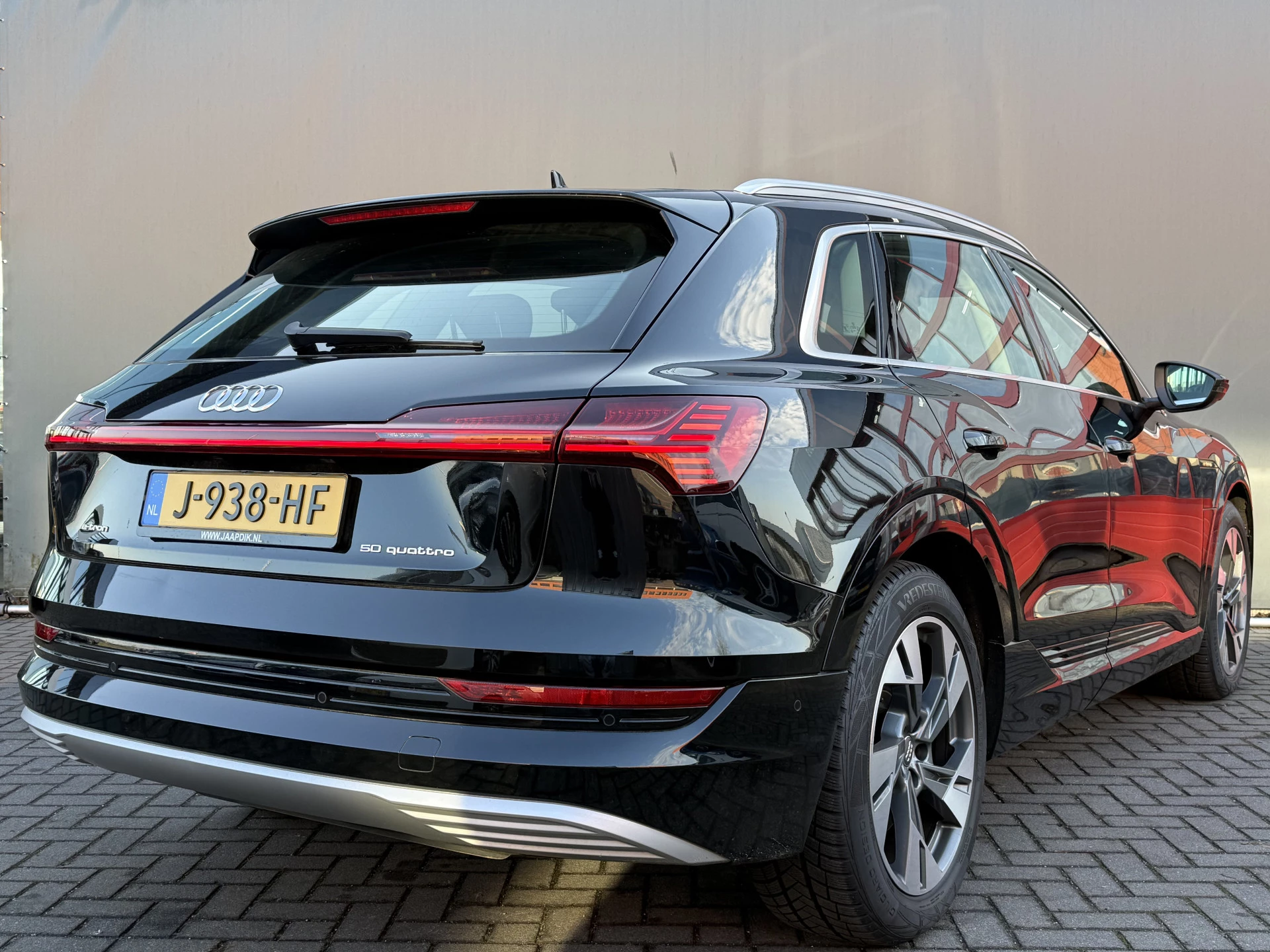 Hoofdafbeelding Audi e-tron