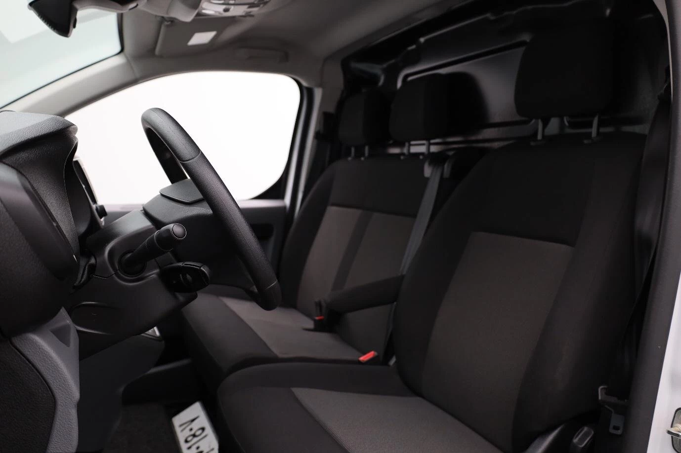 Hoofdafbeelding Peugeot e-Expert