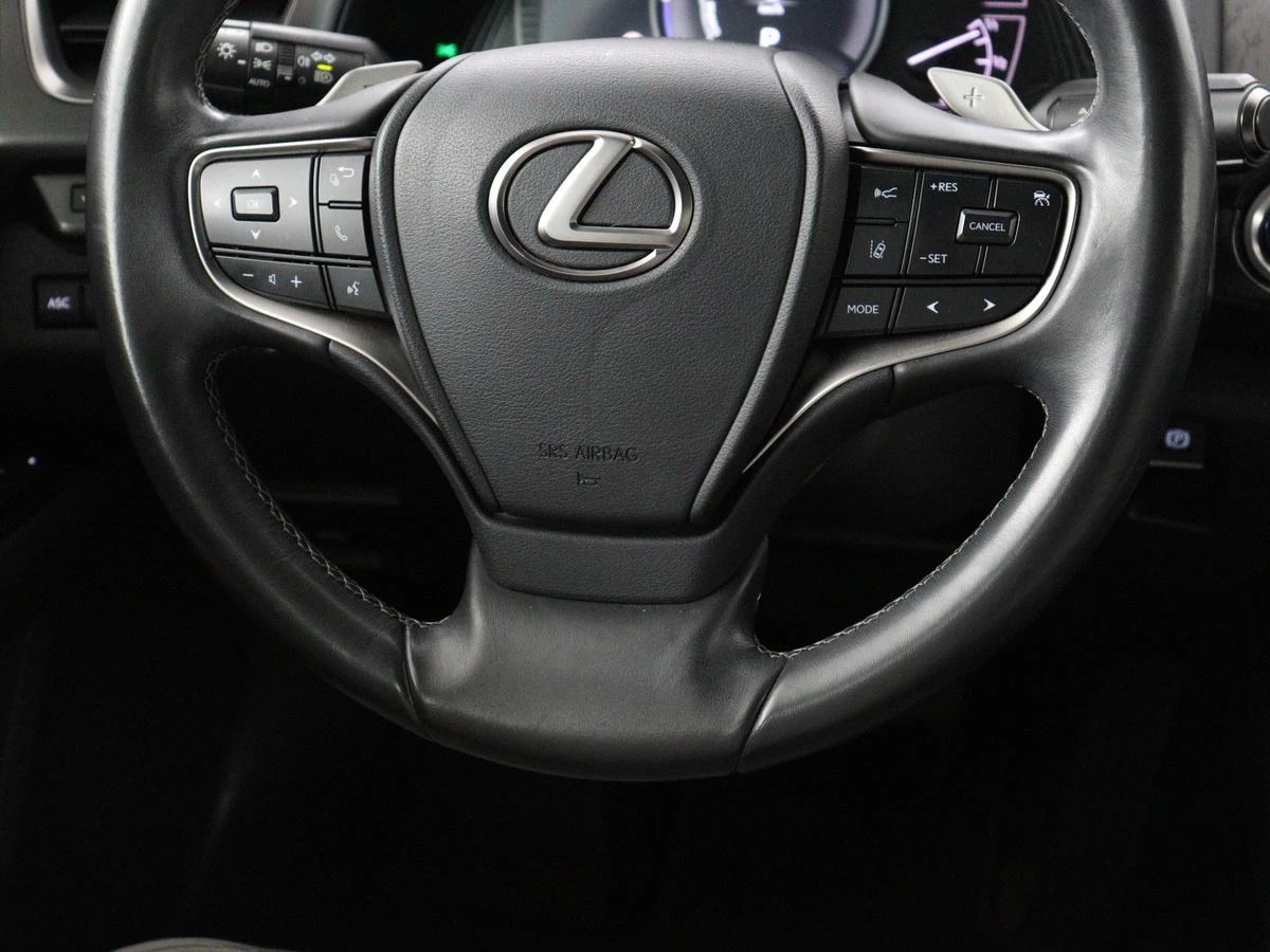 Hoofdafbeelding Lexus UX