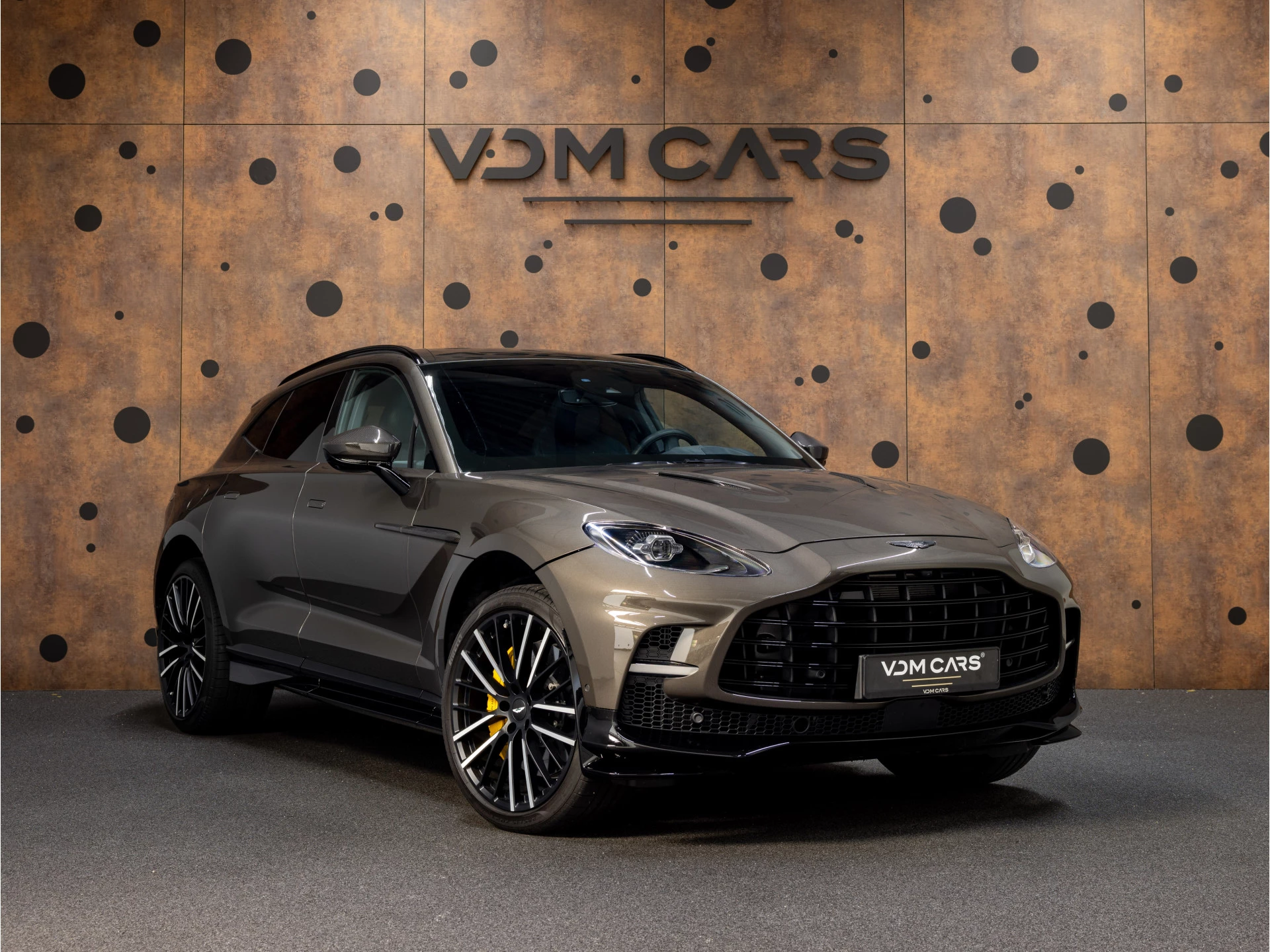 Hoofdafbeelding Aston Martin DBX