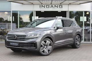 Hoofdafbeelding Volkswagen Touareg Volkswagen Touareg 3.0 TSi eHybrid 4MOTION Elegance | Luchtvering | Trekhaak | Pano | Vol |