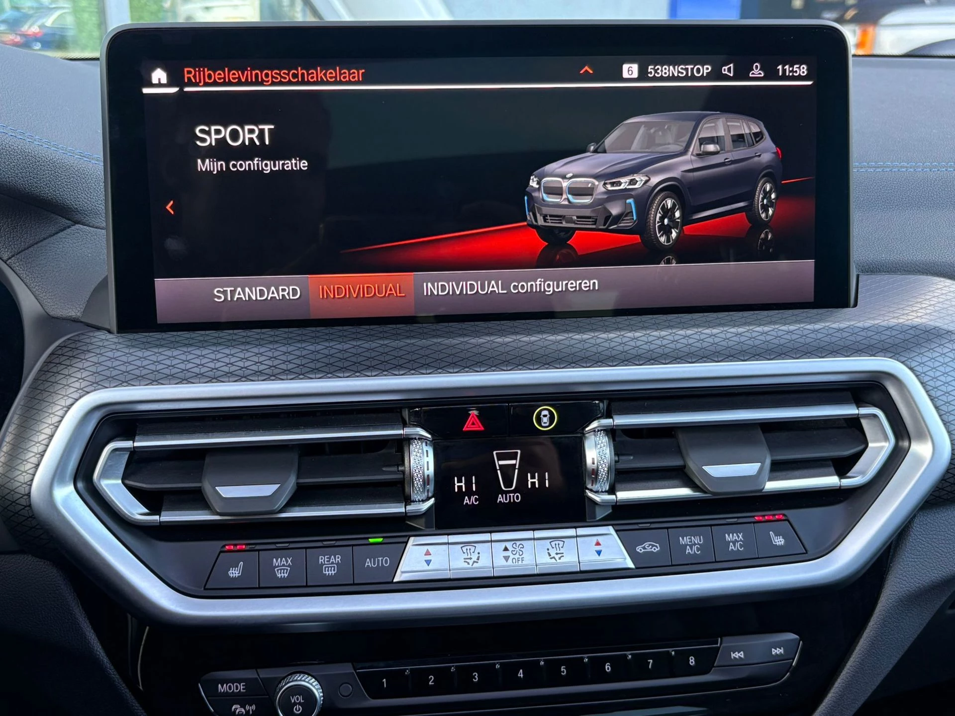 Hoofdafbeelding BMW iX3