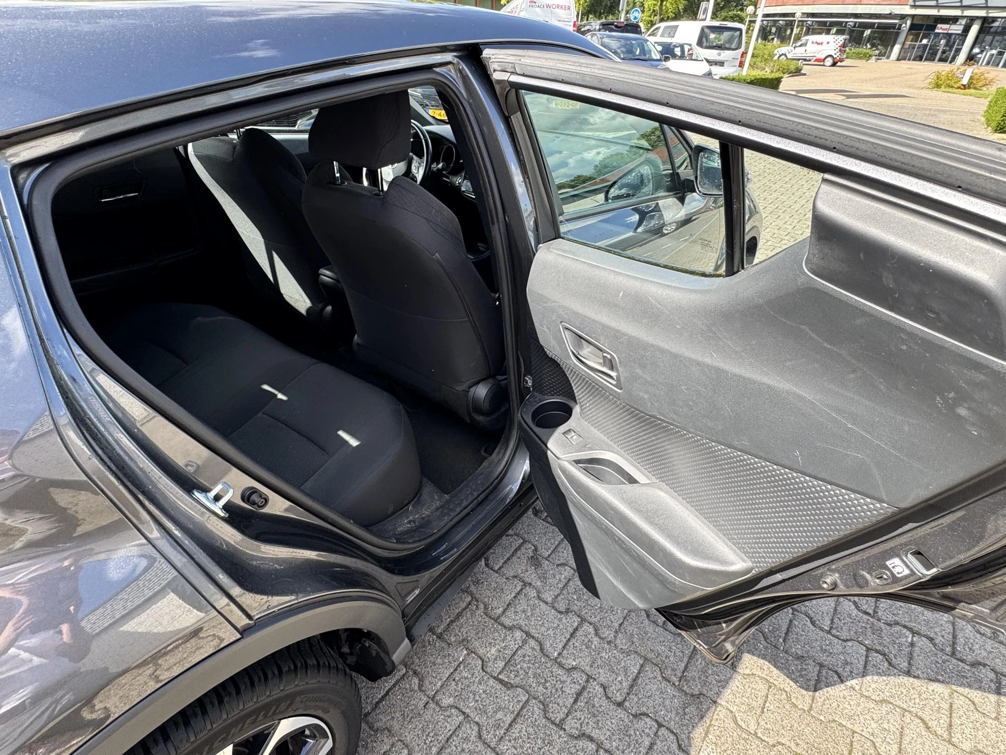 Hoofdafbeelding Toyota C-HR