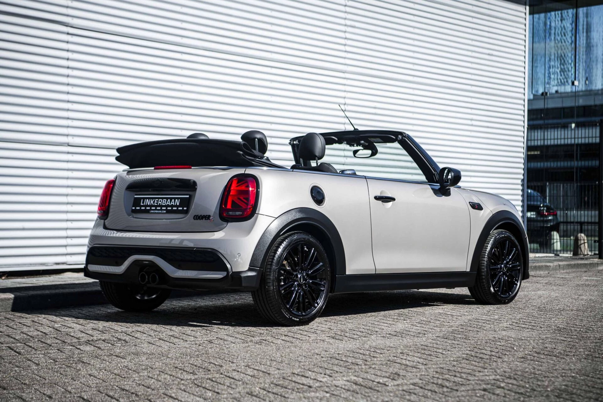 Hoofdafbeelding MINI Cooper S Cabrio
