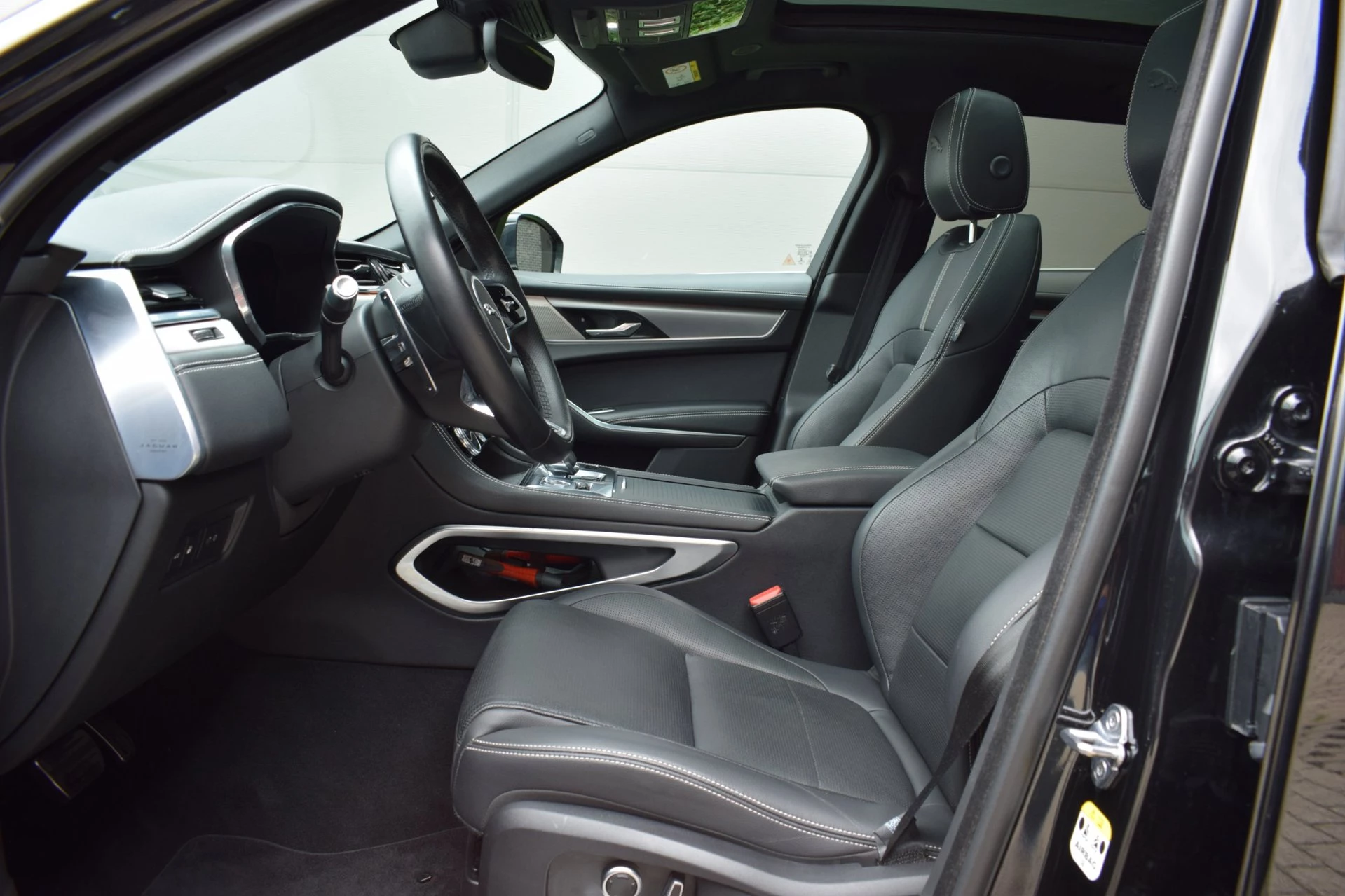 Hoofdafbeelding Jaguar F-PACE