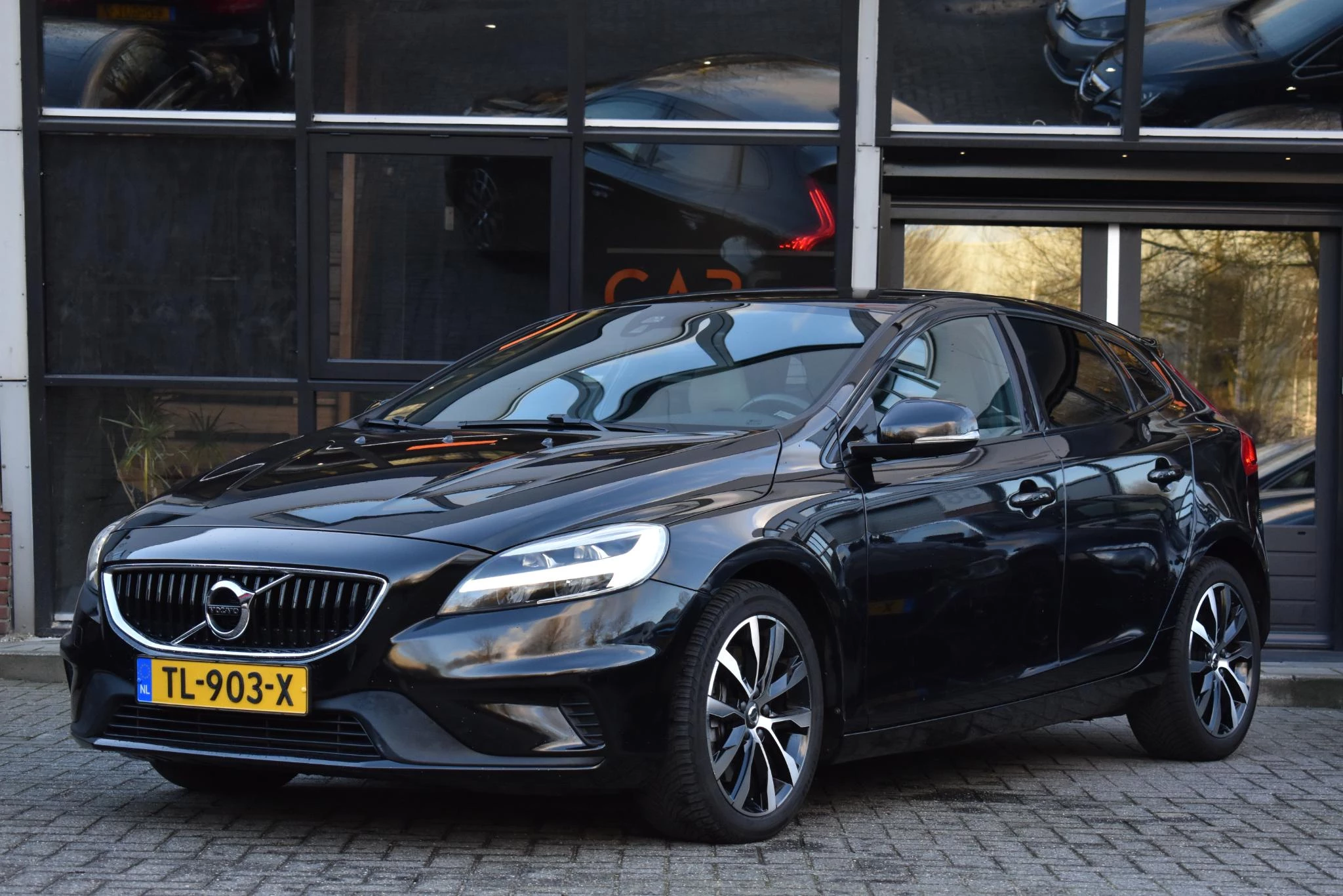 Hoofdafbeelding Volvo V40