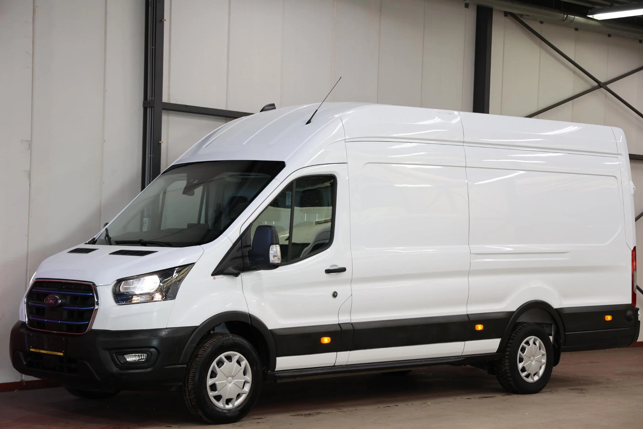 Hoofdafbeelding Ford E-Transit
