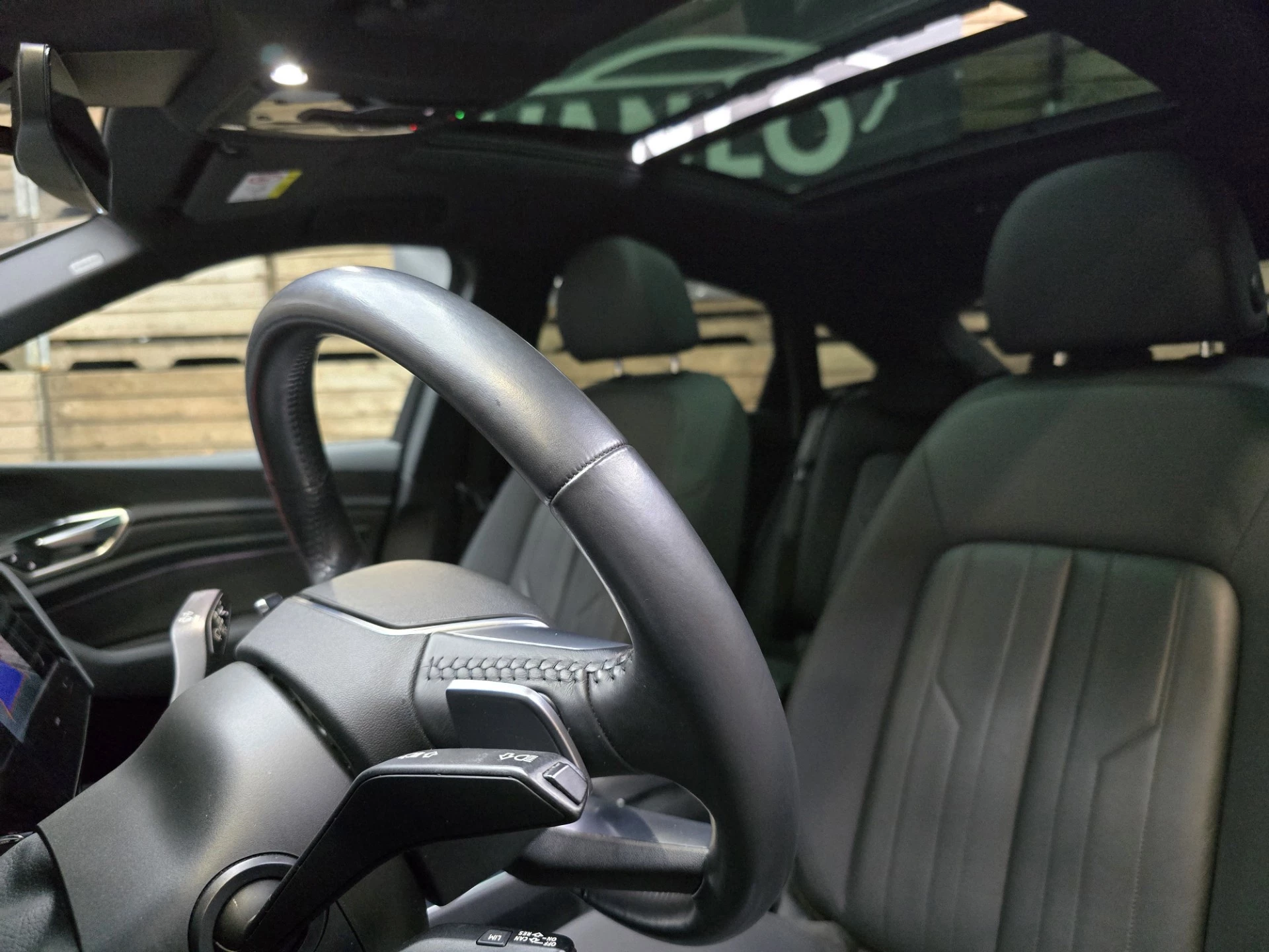 Hoofdafbeelding Audi e-tron