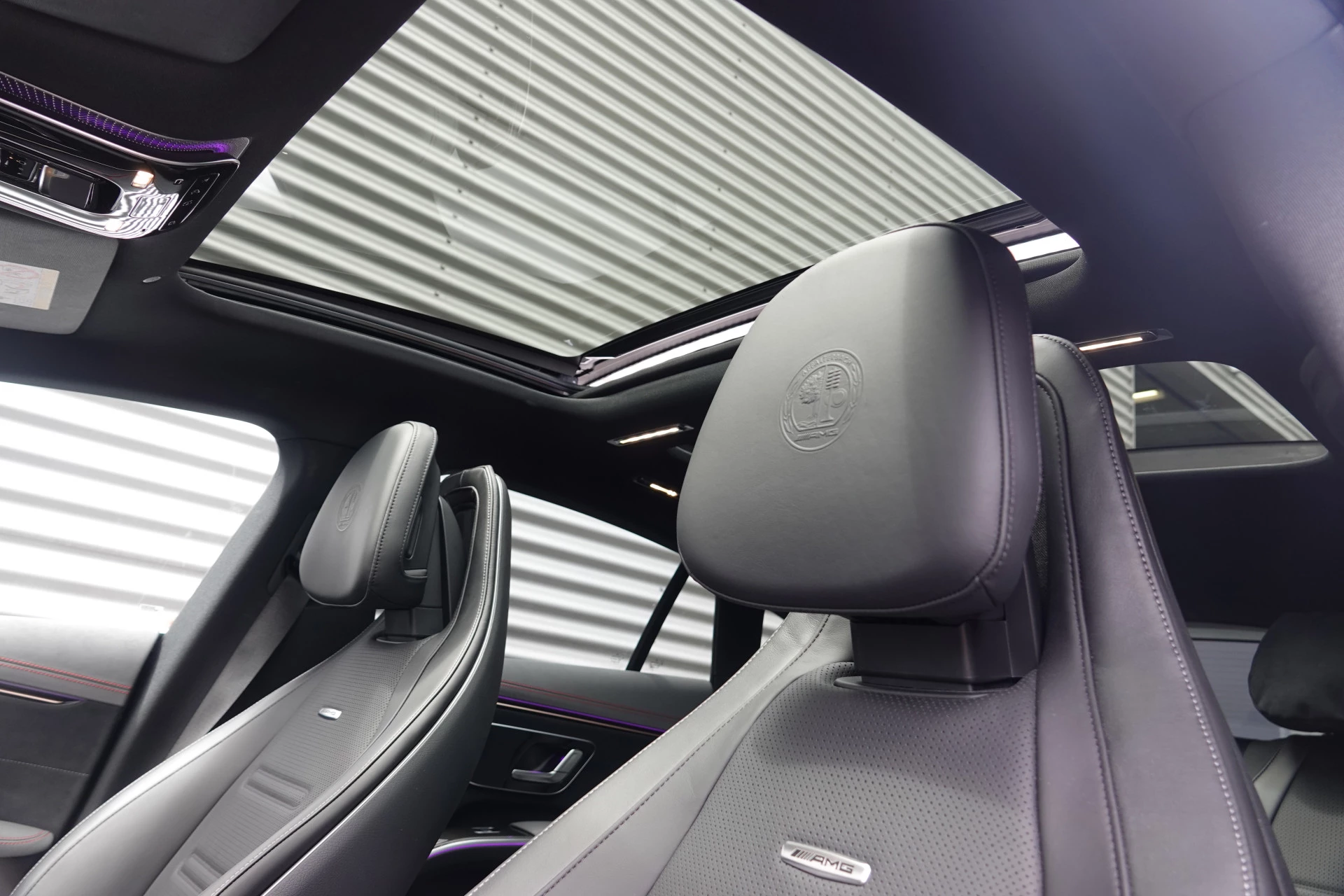 Hoofdafbeelding Mercedes-Benz EQS