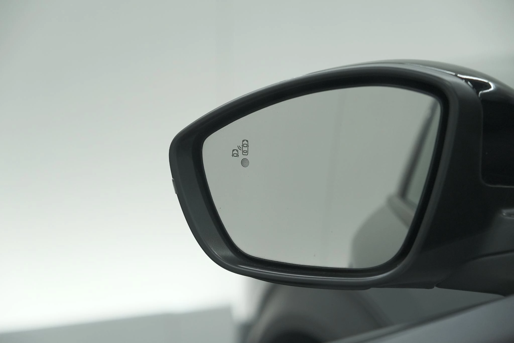 Hoofdafbeelding Peugeot e-2008