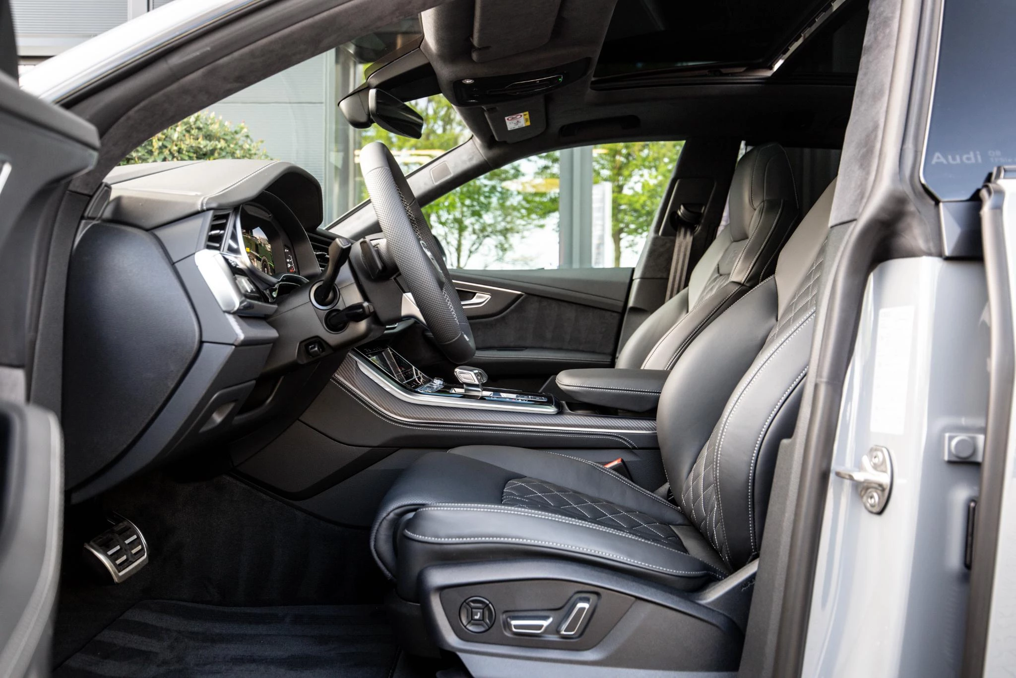 Hoofdafbeelding Audi Q8