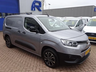 Toyota PROACE CITY 1.5 D-4D Navigator Long 130 PK NAVI CRUISE PDC