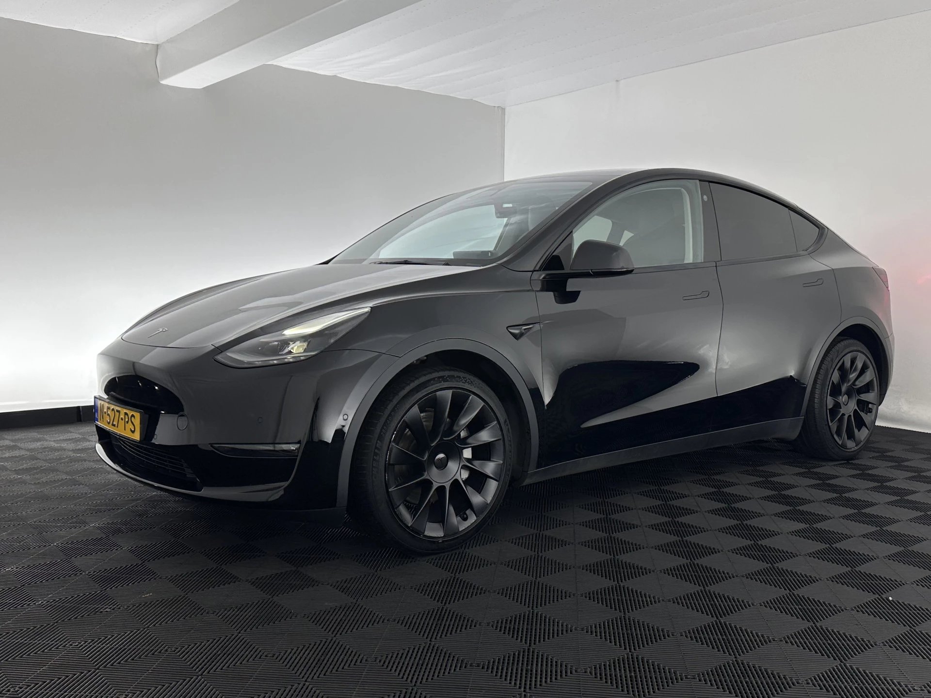 Hoofdafbeelding Tesla Model Y