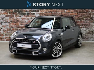 MINI Cooper S Hatchback Chili Serious Business 3 deurs / Navigatiesysteem Professional / Panoramadak / Leder / 18 Inch / Stoelverwarming / Lichtpakket / Climate Control / Bluetooth / Parkeersensoren voor+achter / Sportstoelen / Extra Getint Glas