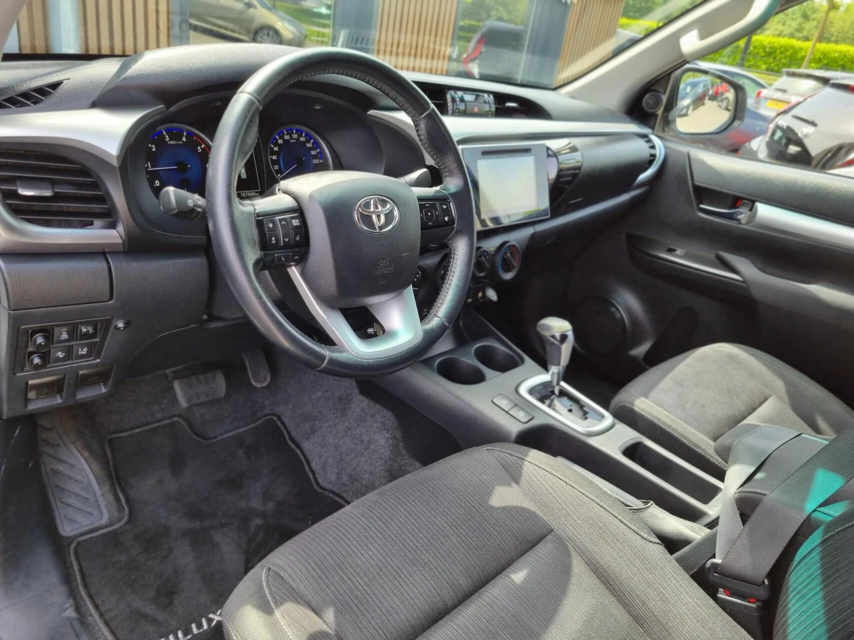 Hoofdafbeelding Toyota Hilux