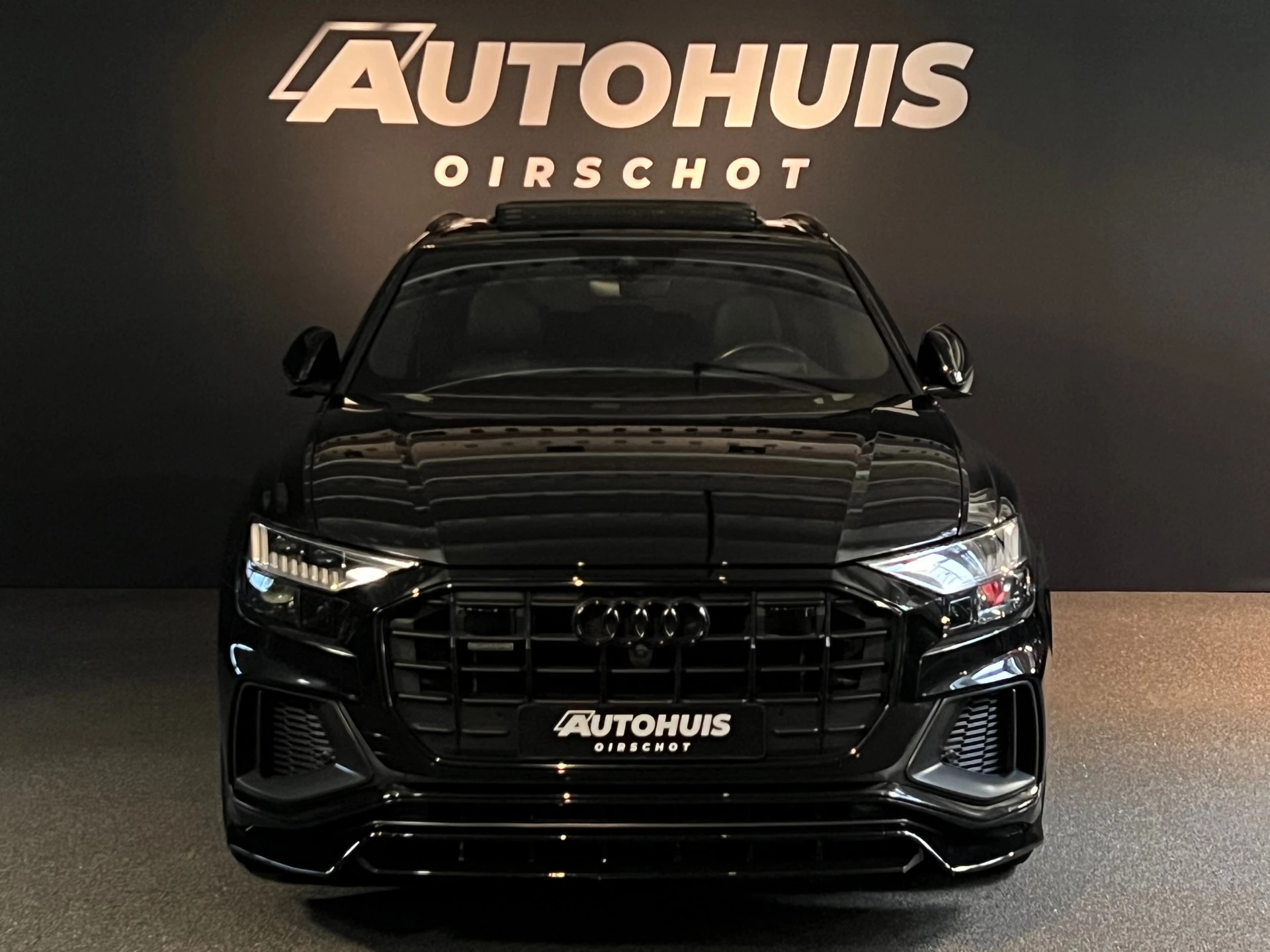 Hoofdafbeelding Audi Q8
