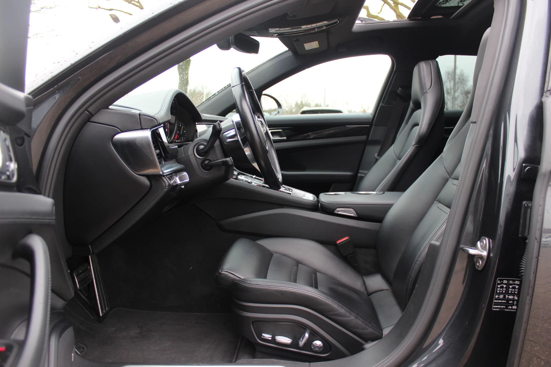 Hoofdafbeelding Porsche Panamera