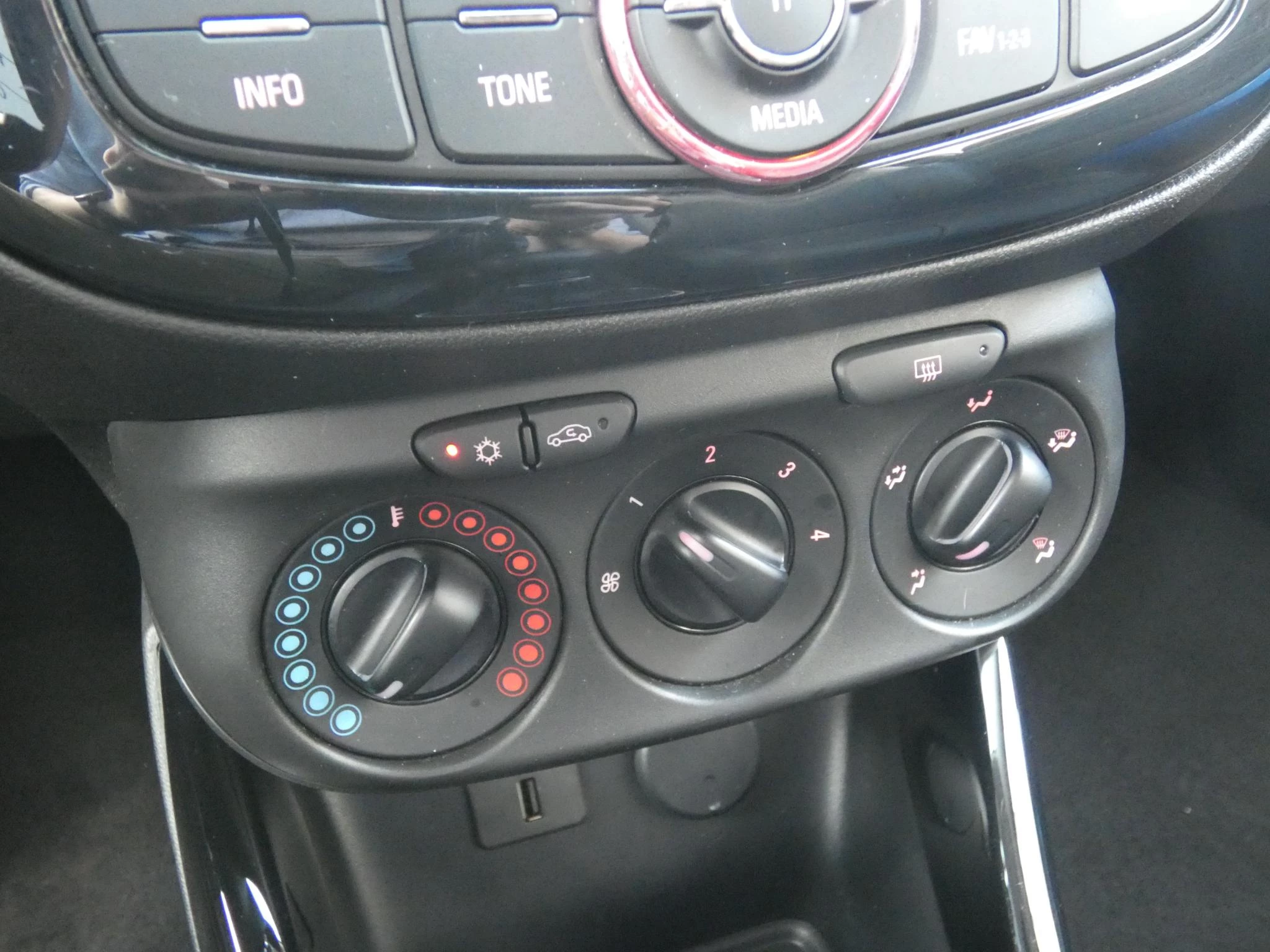 Hoofdafbeelding Opel ADAM