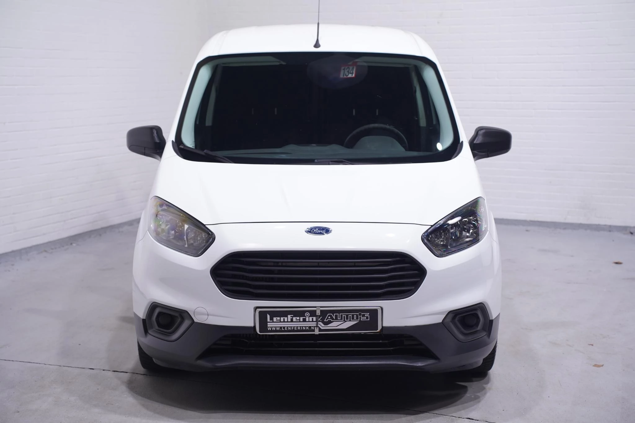 Hoofdafbeelding Ford Transit Courier