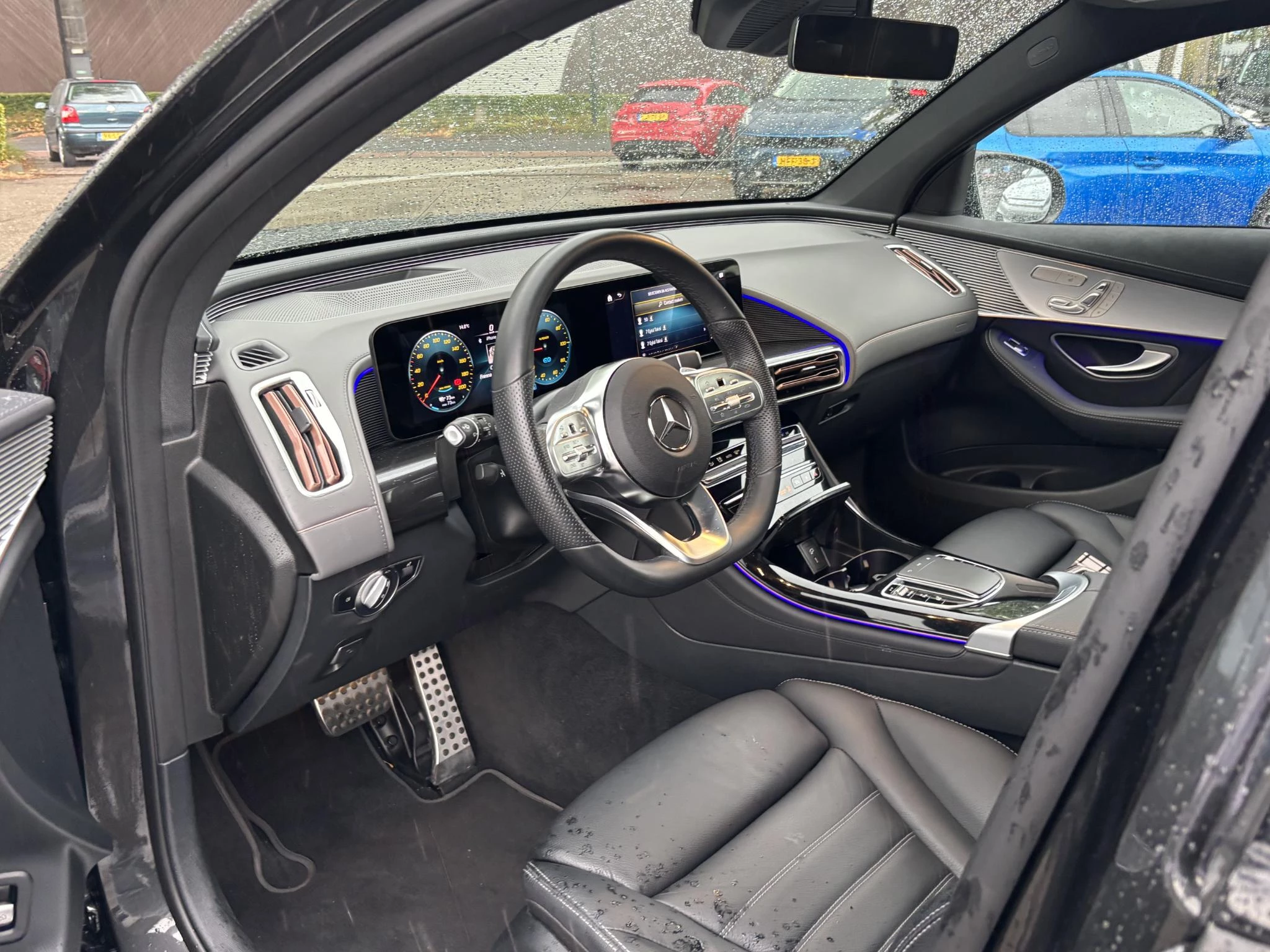 Hoofdafbeelding Mercedes-Benz EQC