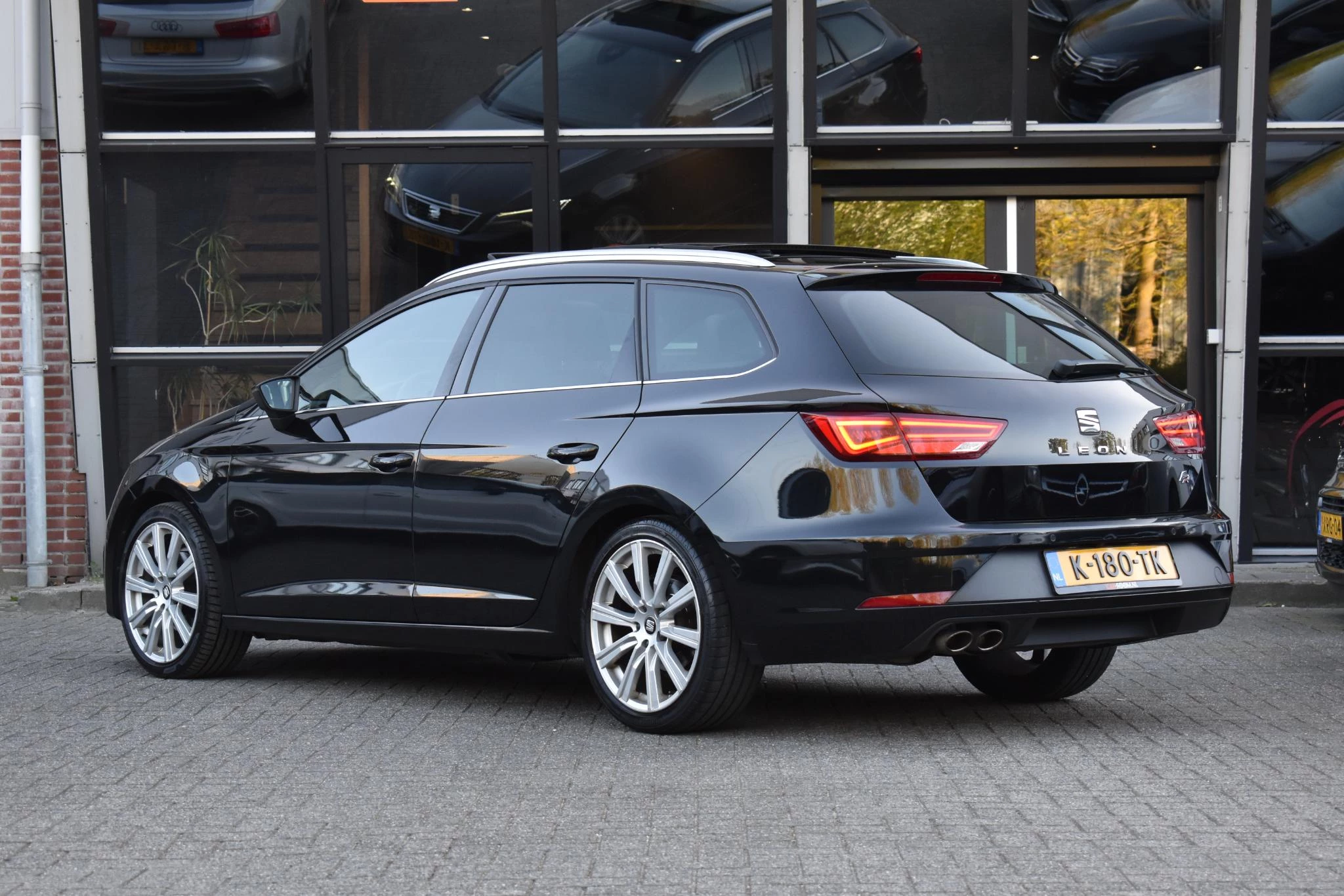 Hoofdafbeelding SEAT Leon