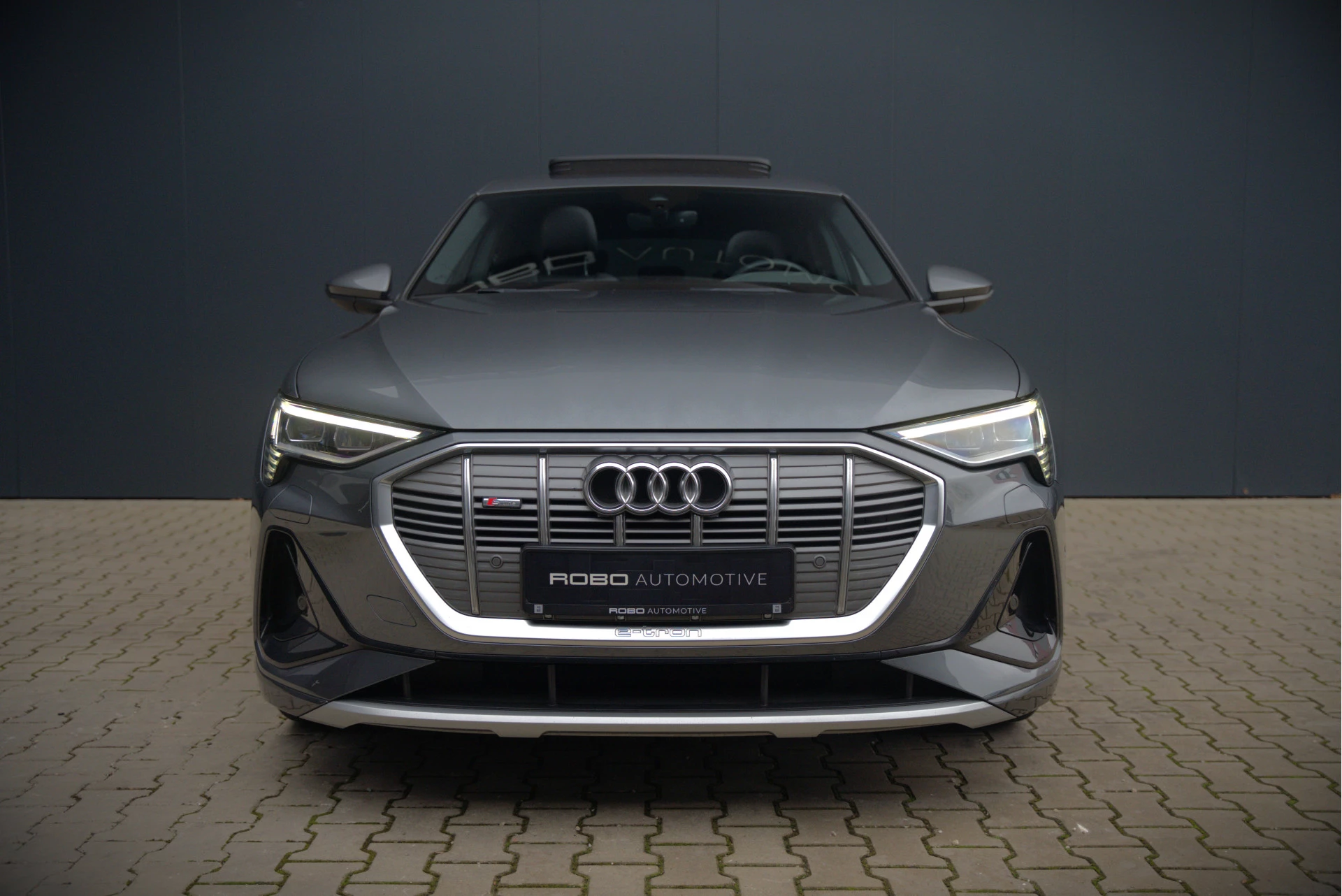 Hoofdafbeelding Audi e-tron