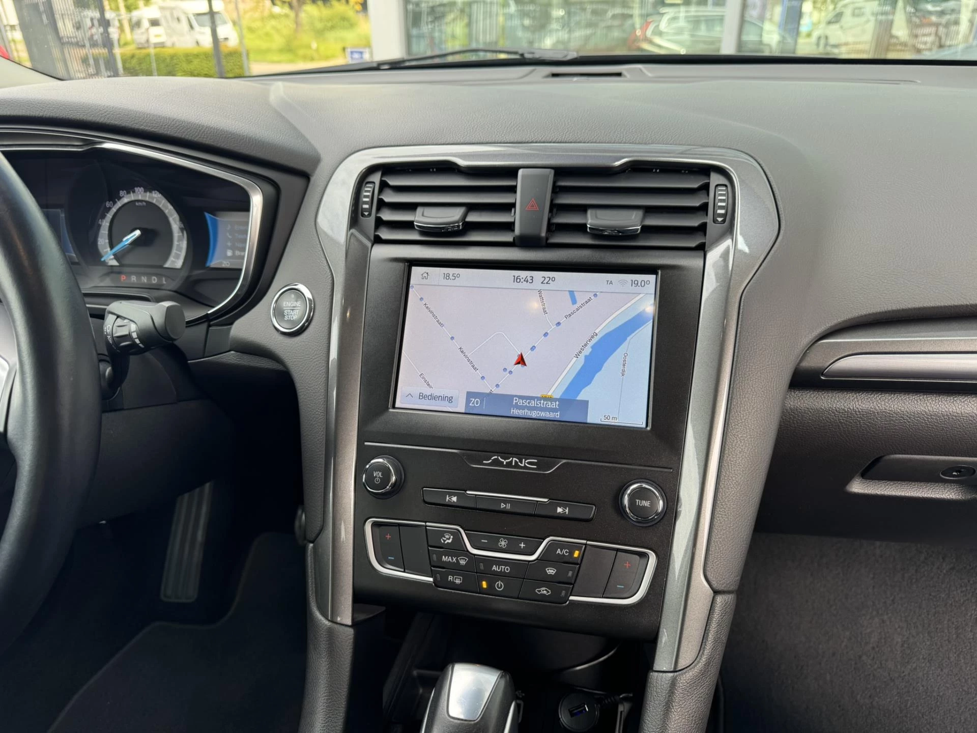 Hoofdafbeelding Ford Mondeo