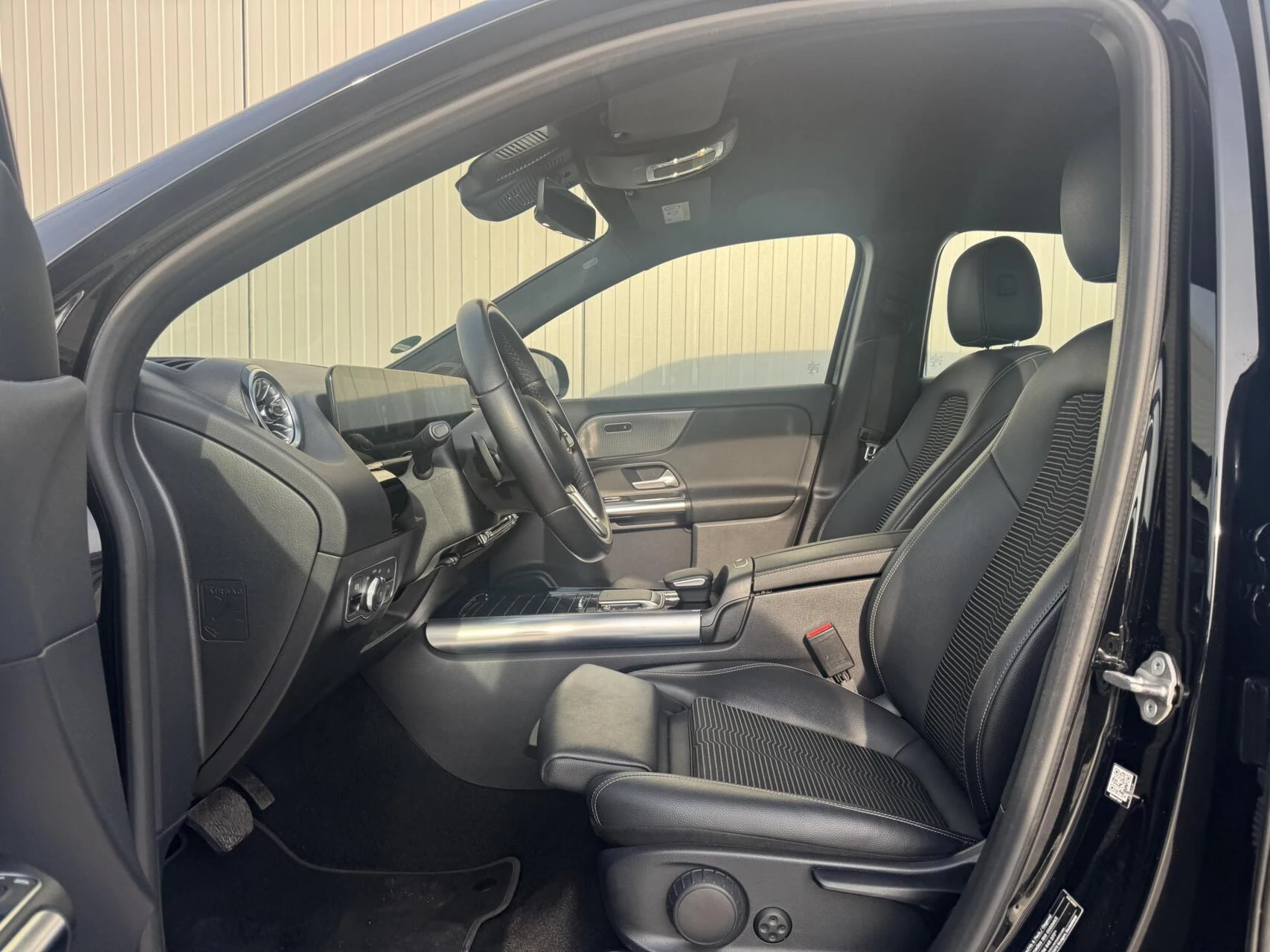 Hoofdafbeelding Mercedes-Benz EQA