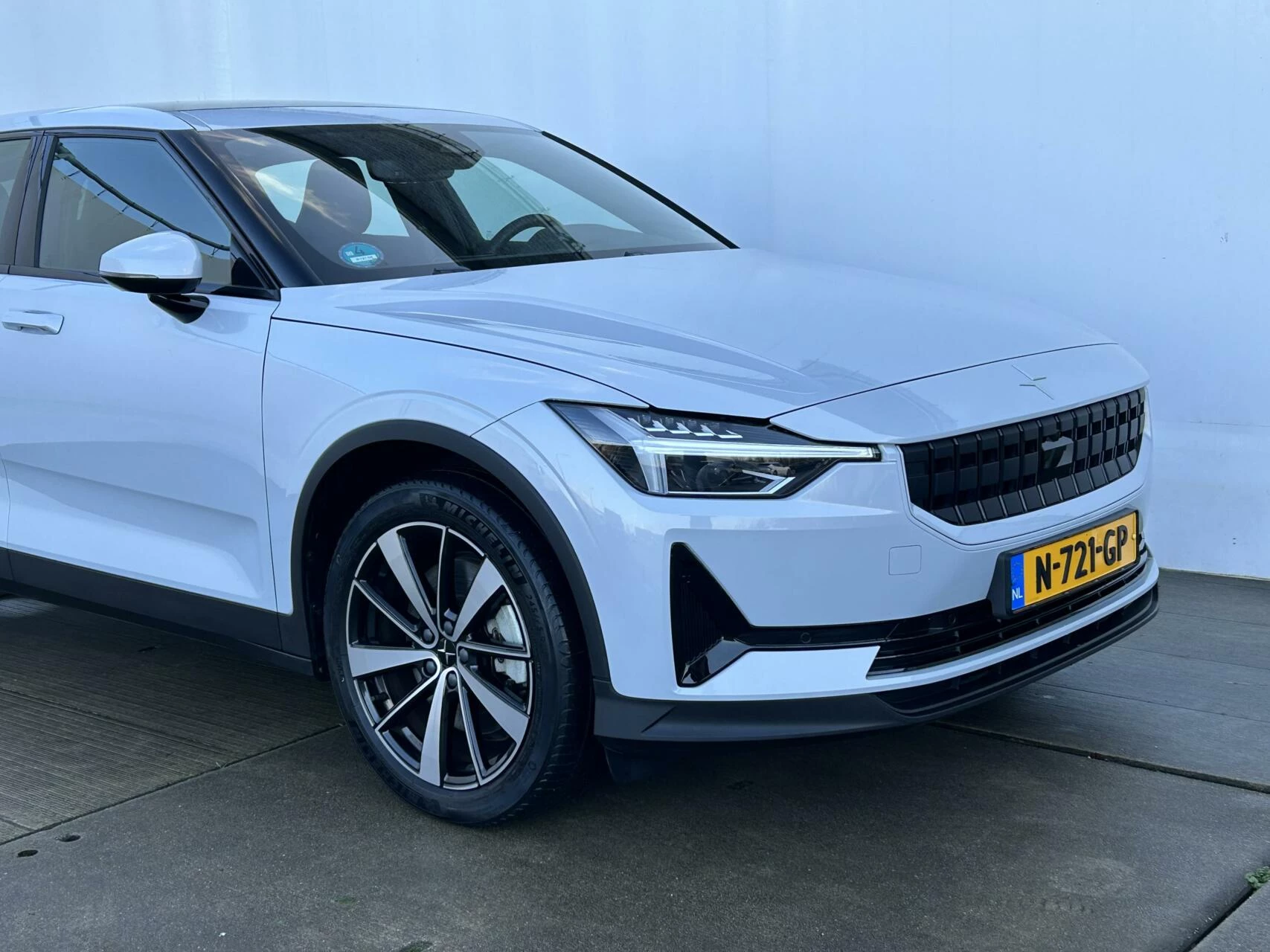 Hoofdafbeelding Polestar 2