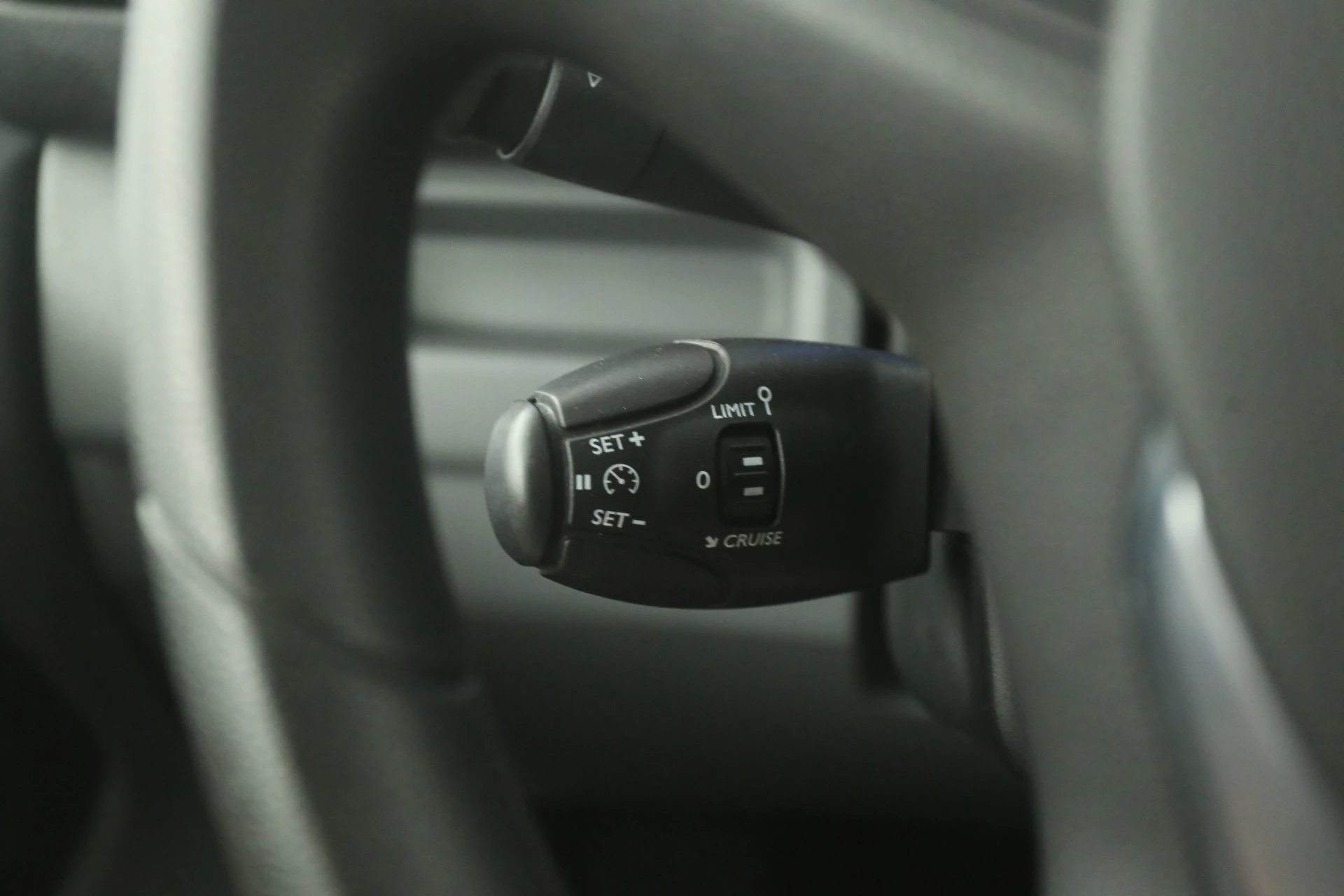 Hoofdafbeelding Peugeot e-Expert