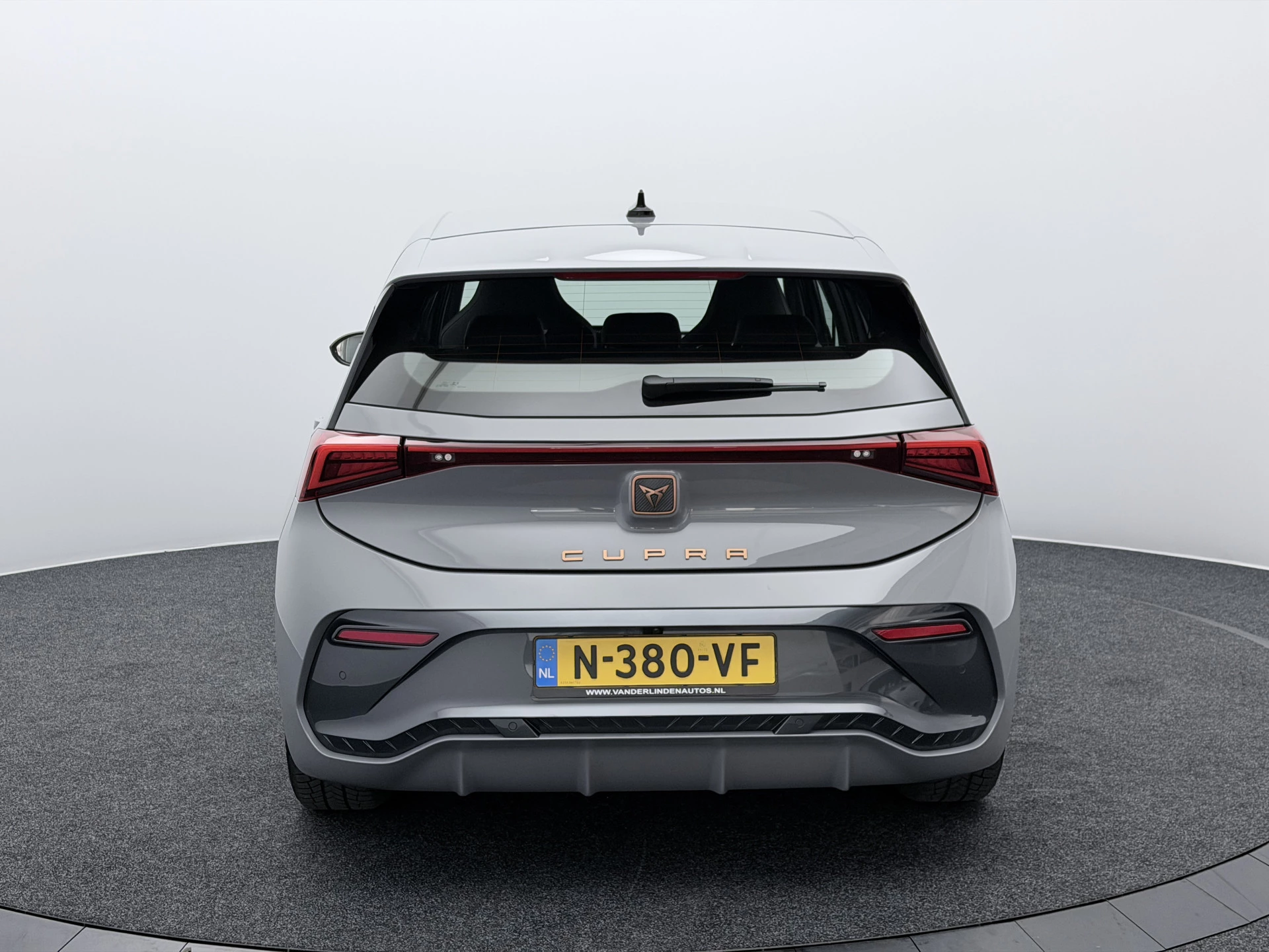 Hoofdafbeelding CUPRA Born