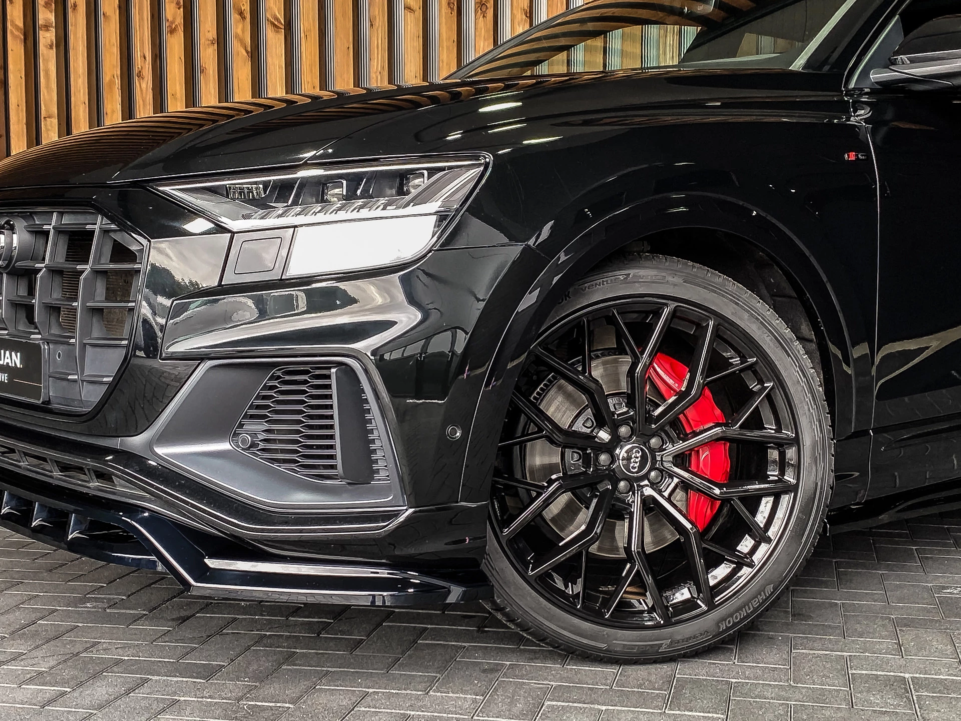 Hoofdafbeelding Audi Q8