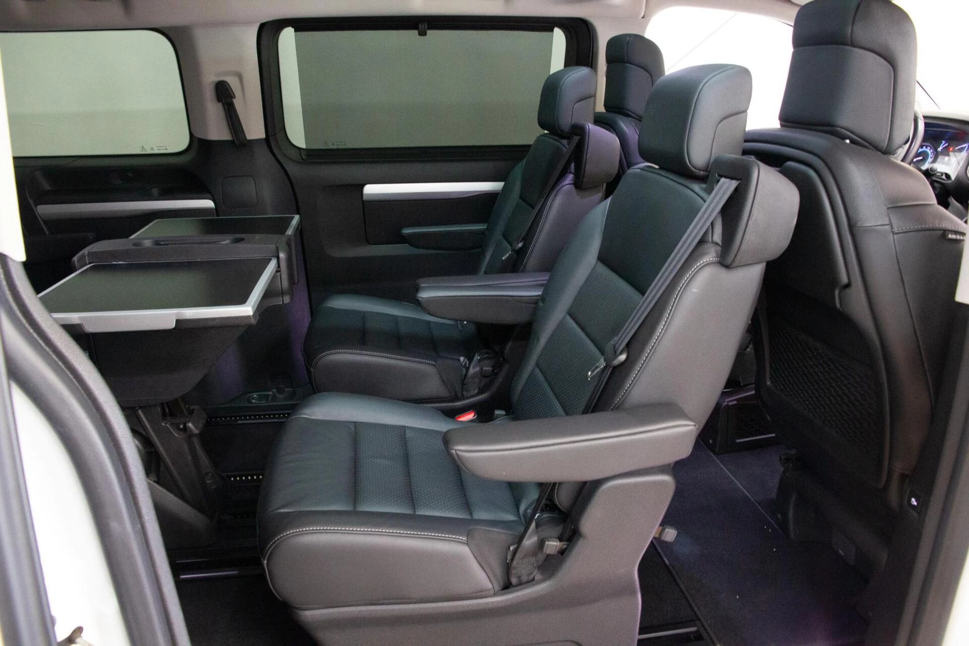 Hoofdafbeelding Peugeot e-Traveller