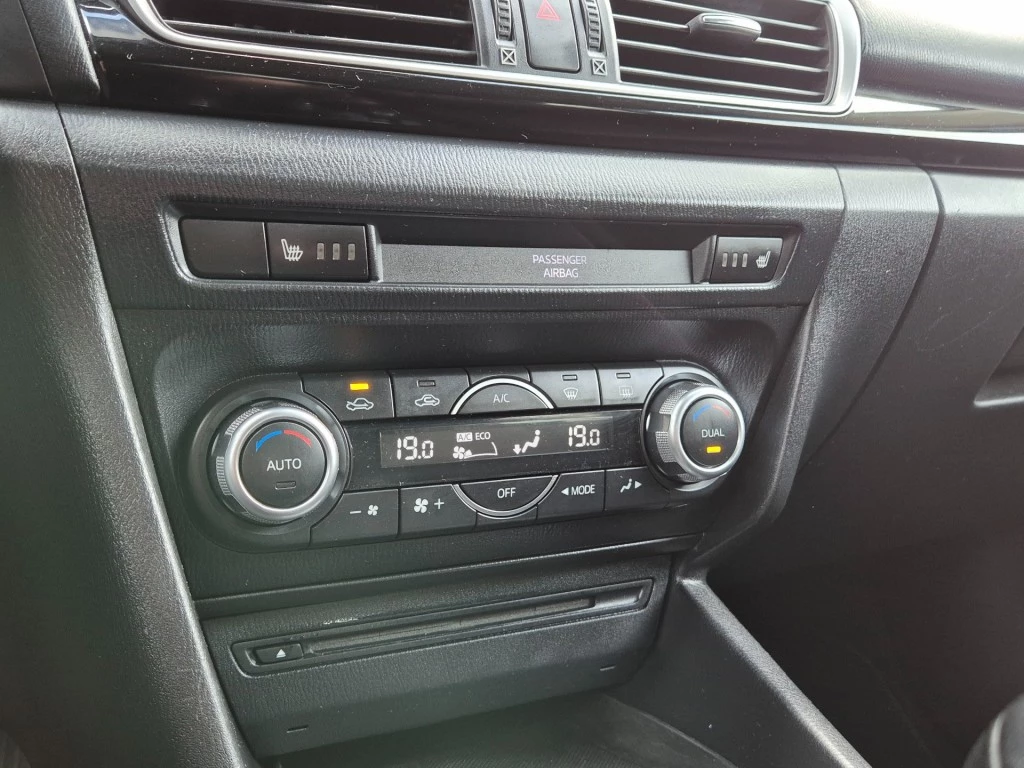 Hoofdafbeelding Mazda 3