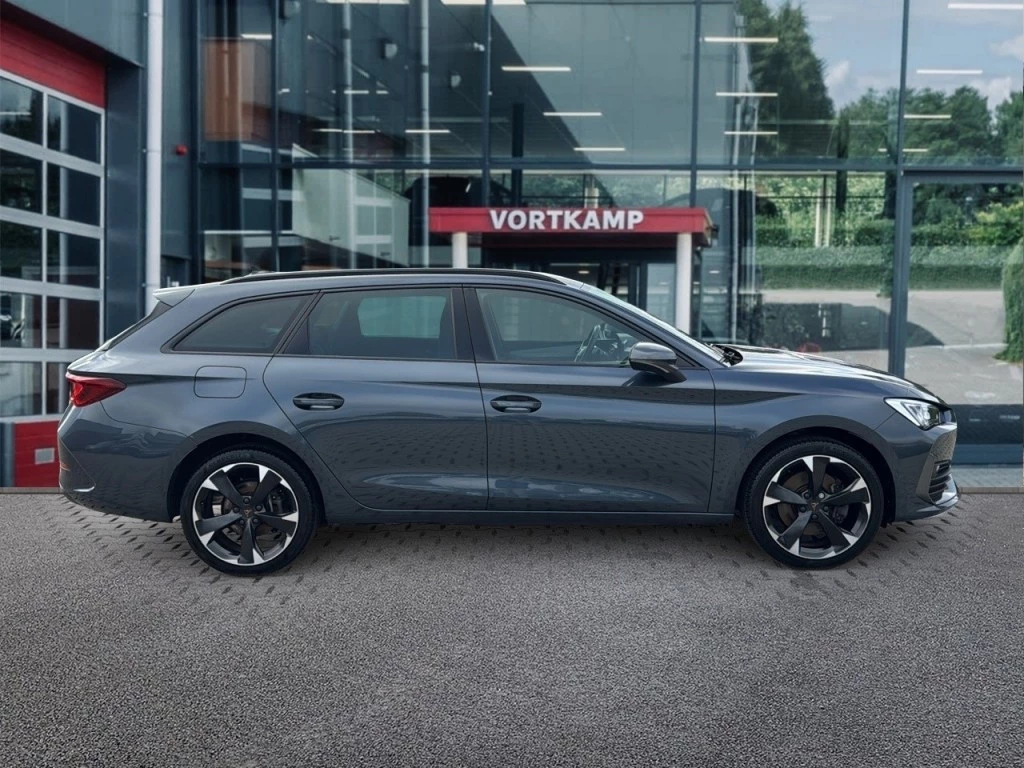 Hoofdafbeelding CUPRA Leon Sportstourer