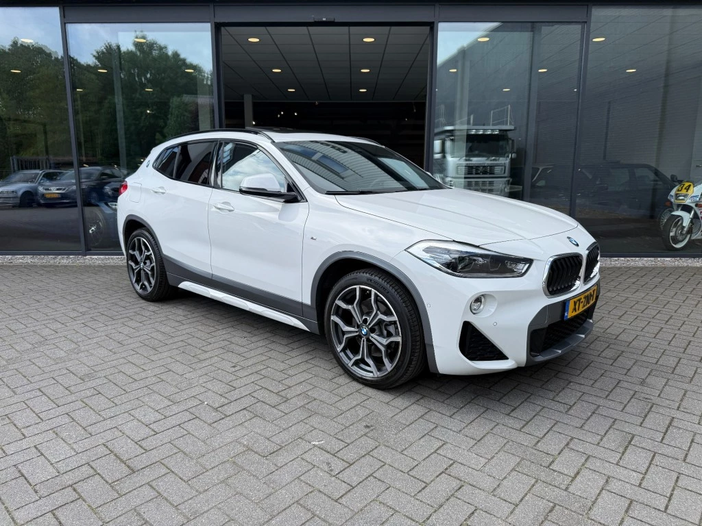 Hoofdafbeelding BMW X2