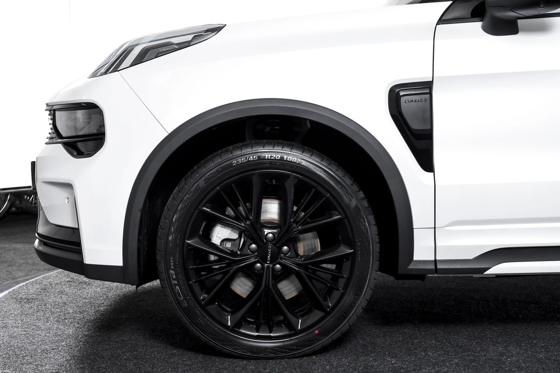 Hoofdafbeelding Lynk & Co 01