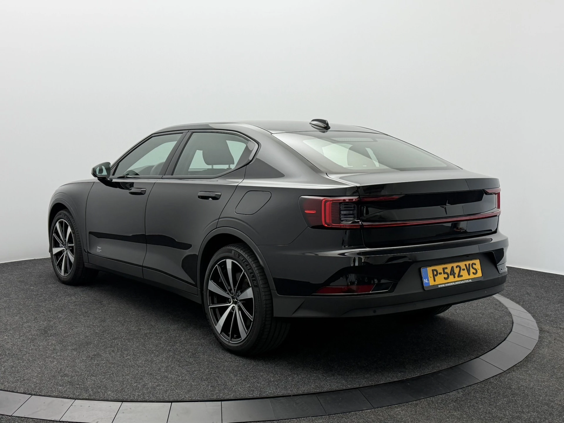 Hoofdafbeelding Polestar 2