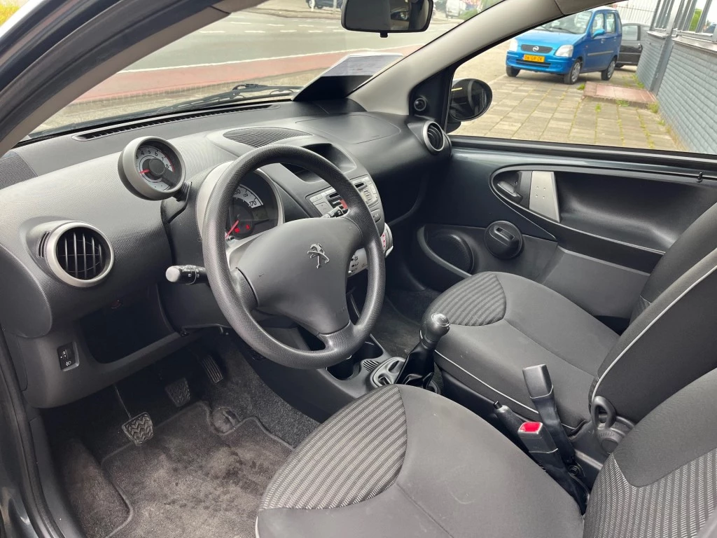 Hoofdafbeelding Peugeot 107