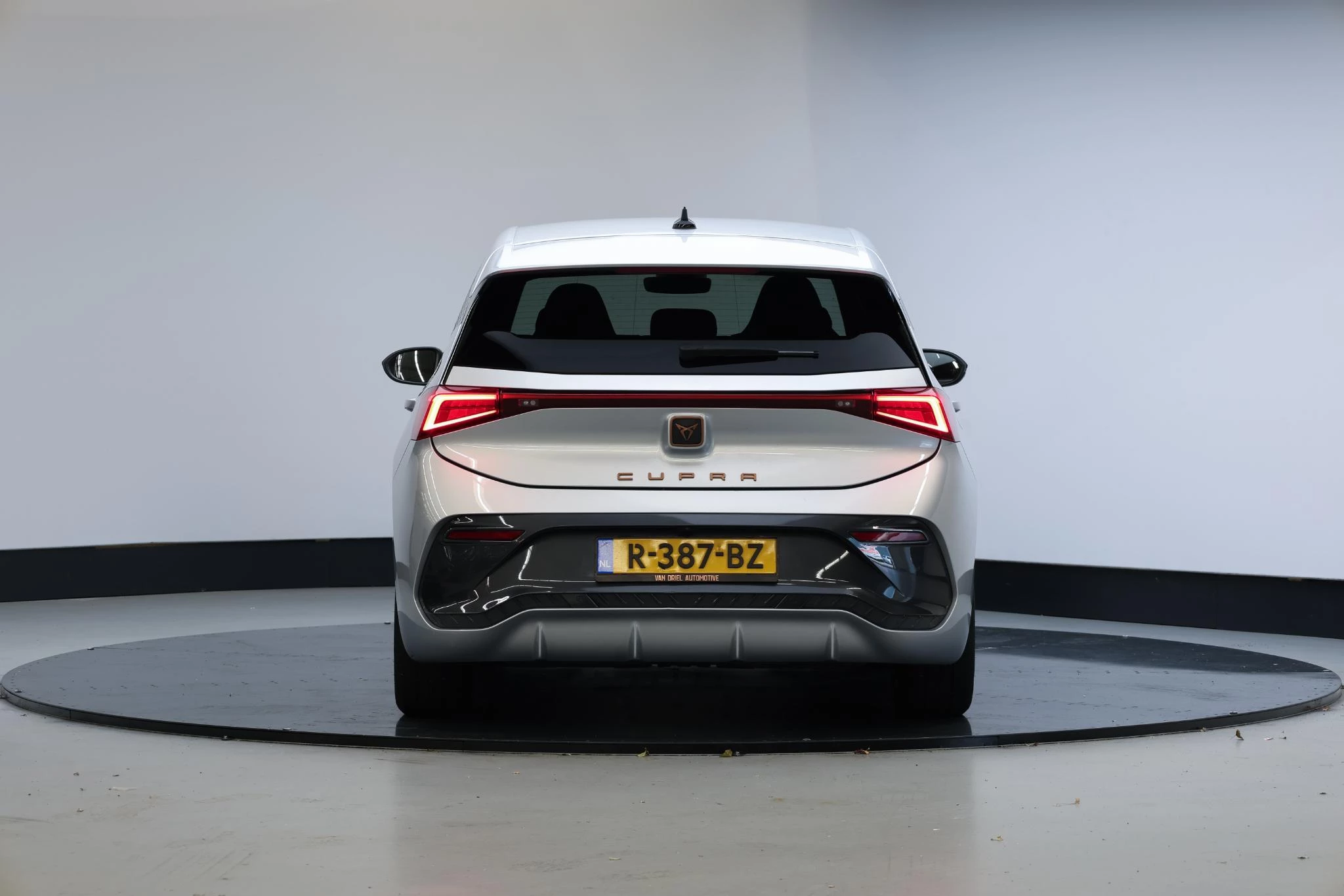 Hoofdafbeelding CUPRA Born