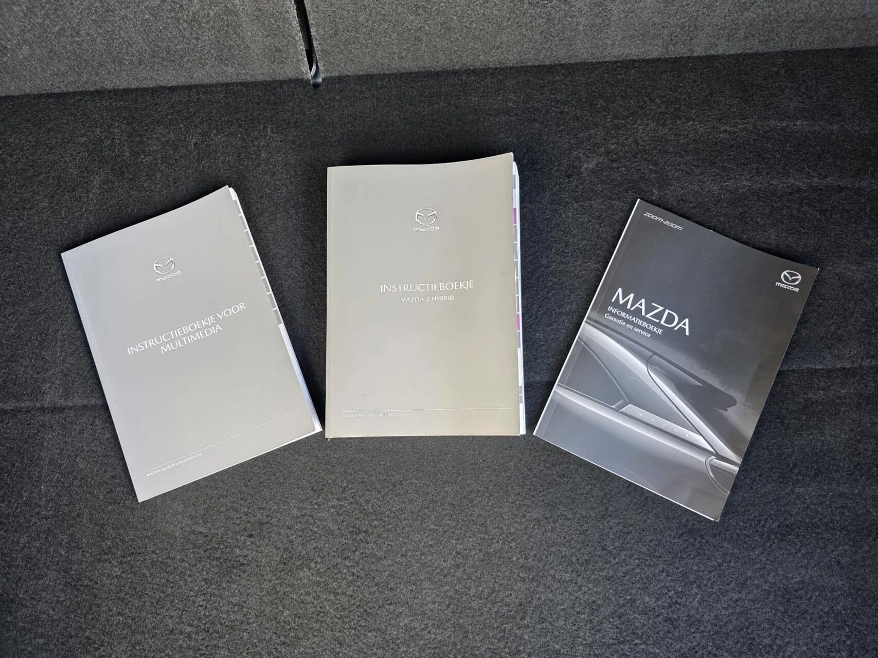 Hoofdafbeelding Mazda 2 Hybrid