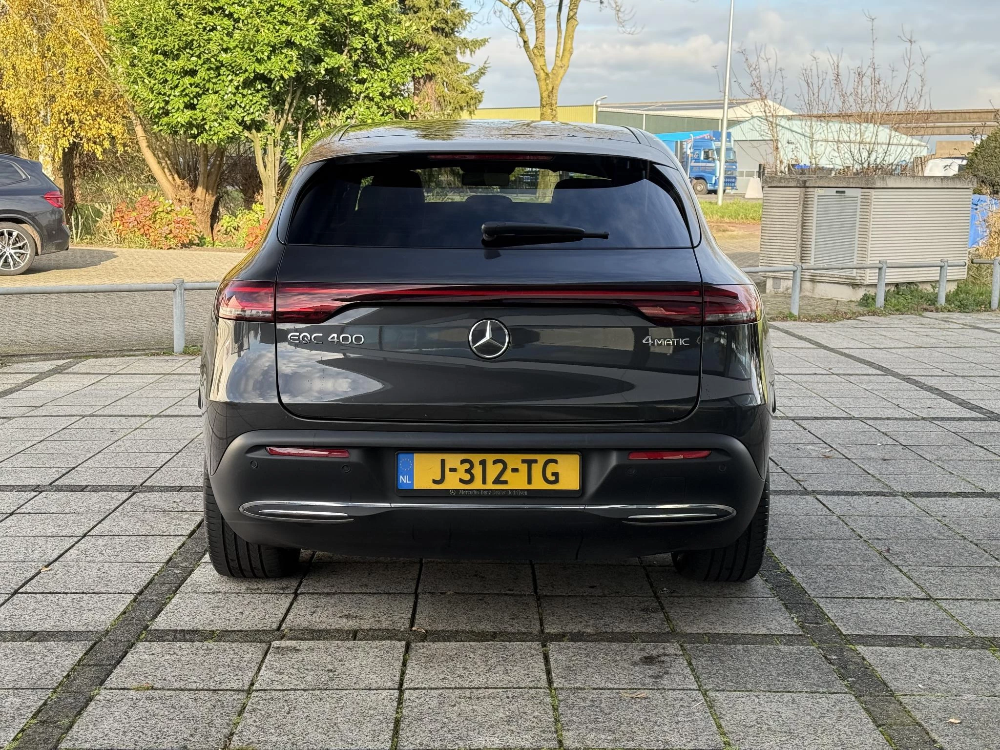 Hoofdafbeelding Mercedes-Benz EQC