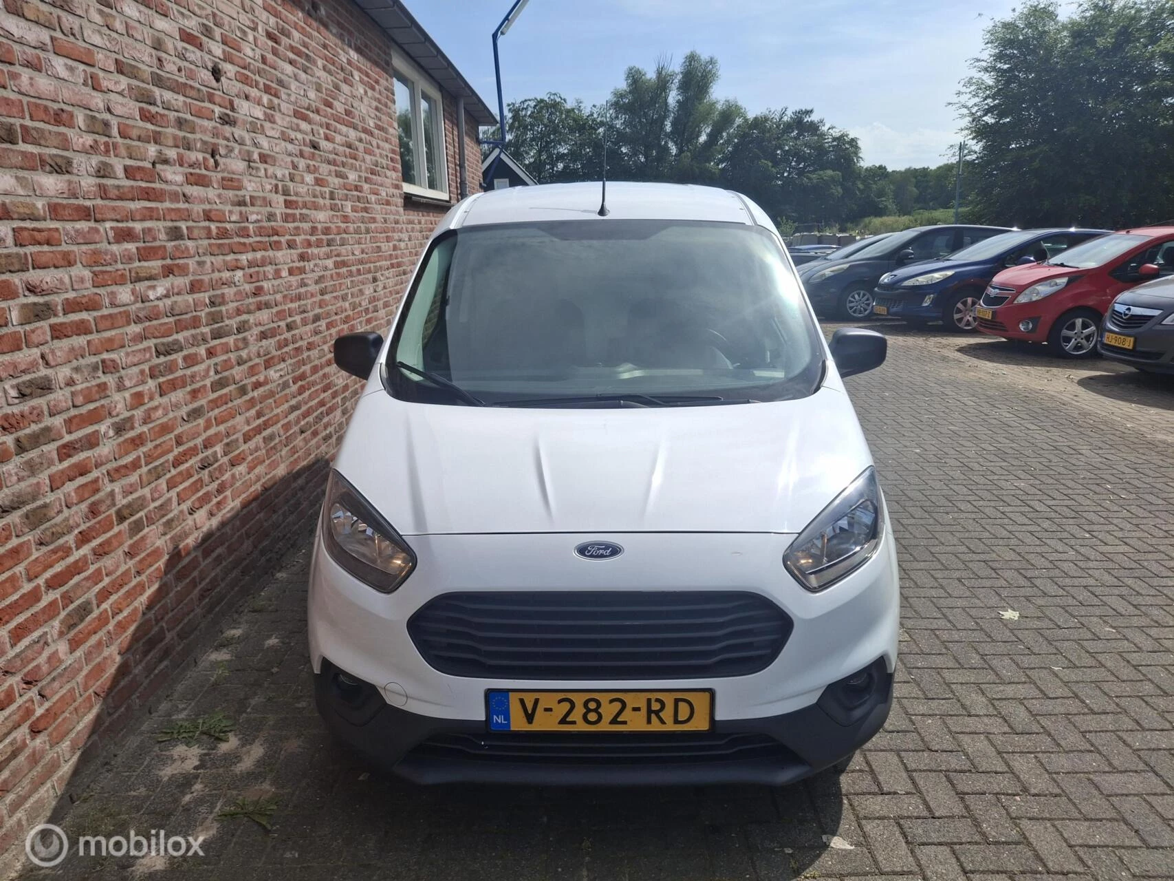 Hoofdafbeelding Ford Transit Courier