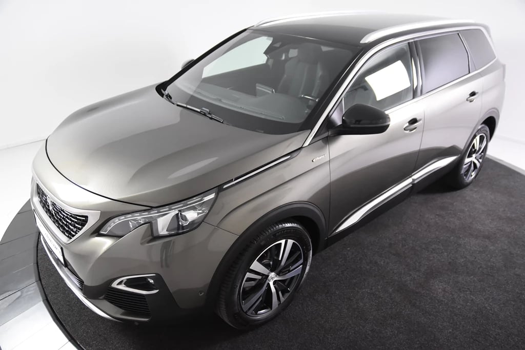 Hoofdafbeelding Peugeot 5008